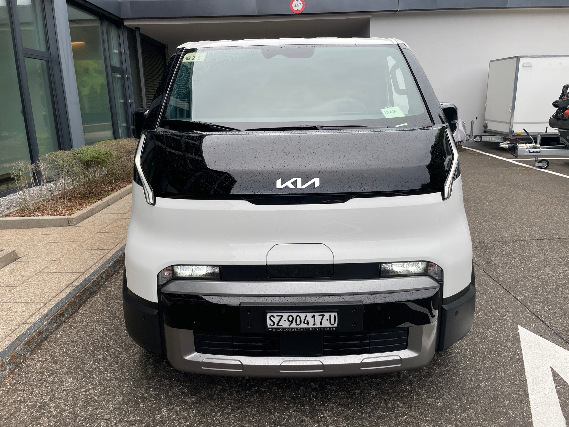 KIA PV5 Cargo 71.2 kWh Plus L2H1 inkl. Wärmepumpe und zwei Schiebetüren-image-7