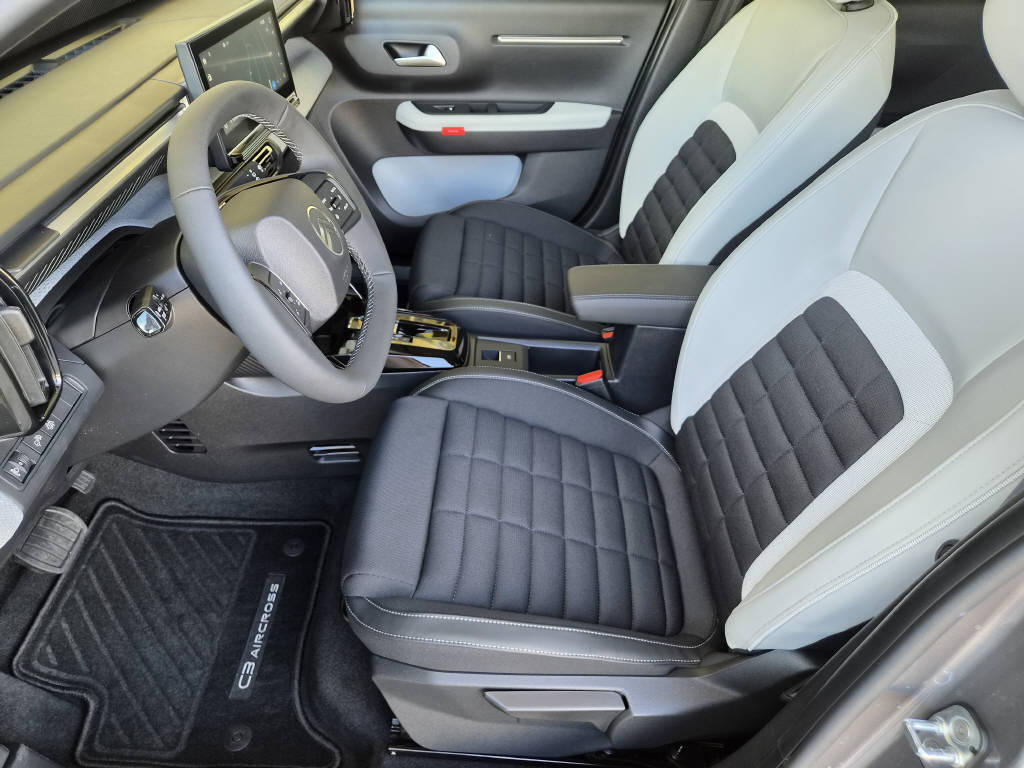 CITROEN C3 Aircross 1.2 Hybrid 145cv Business-image-7