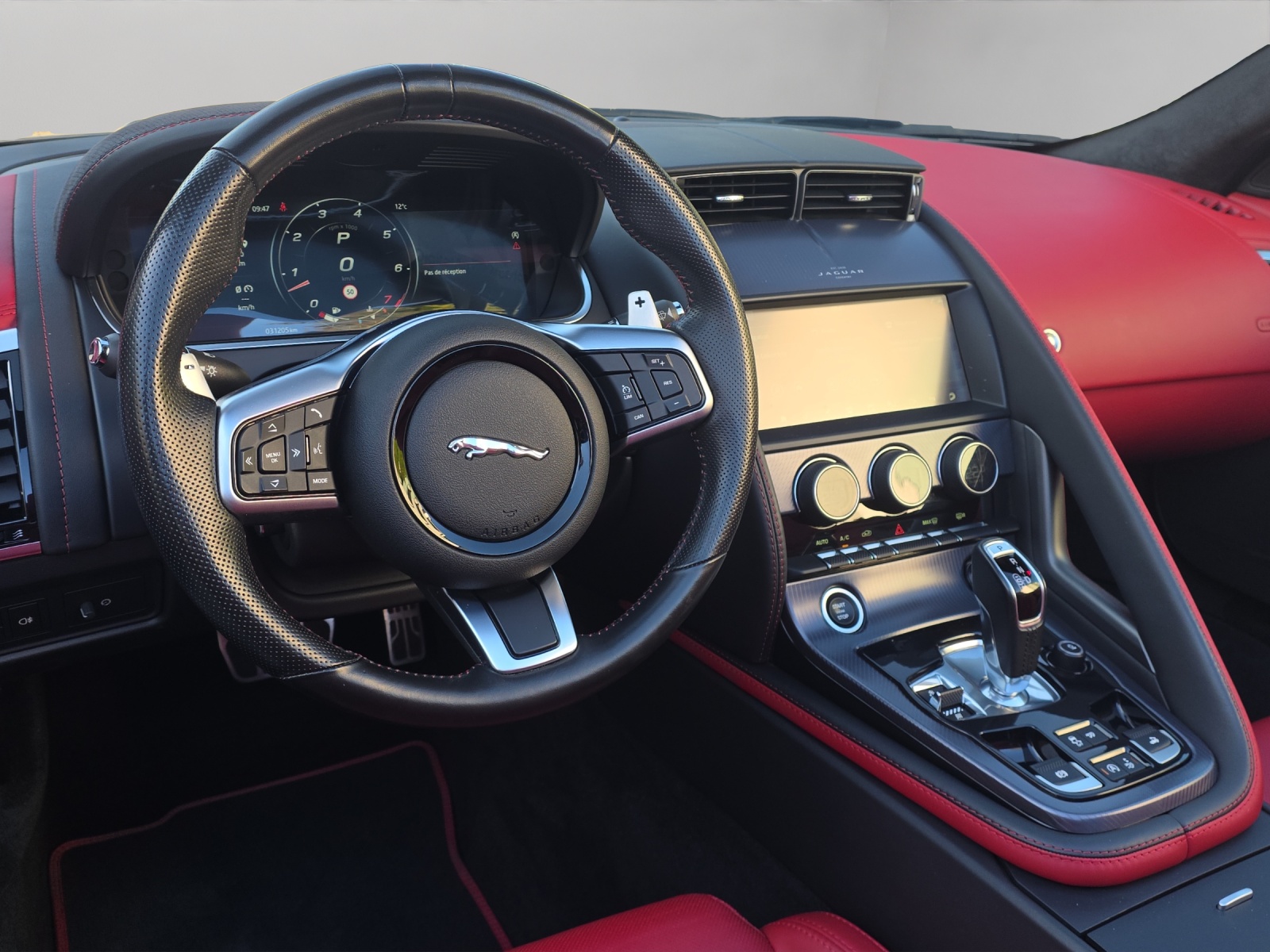 JAGUAR F-Type Convertible 5.0 V8 R-Dynamic Automatik-image-9