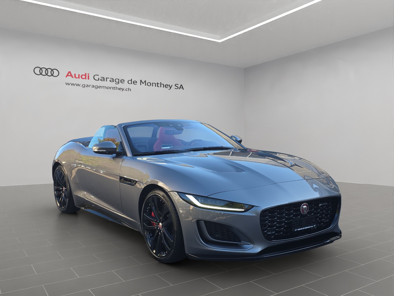 JAGUAR F-Type Convertible 5.0 V8 R-Dynamic Automatik-image-1