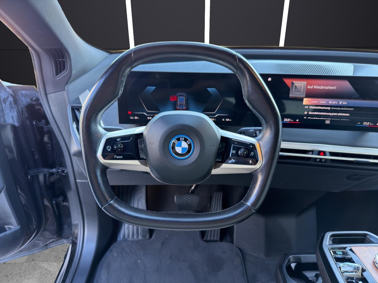 BMW iX I20 xDrive50-image-11