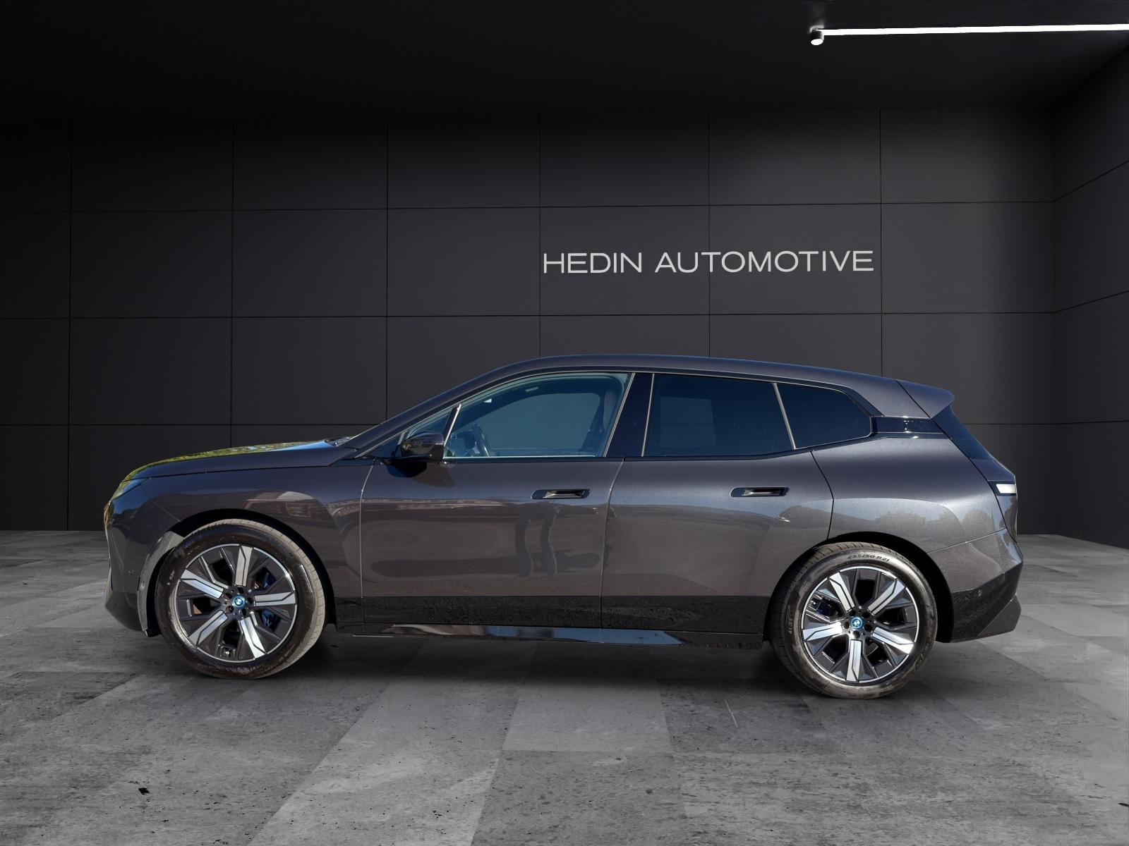 BMW iX I20 xDrive50-image-1