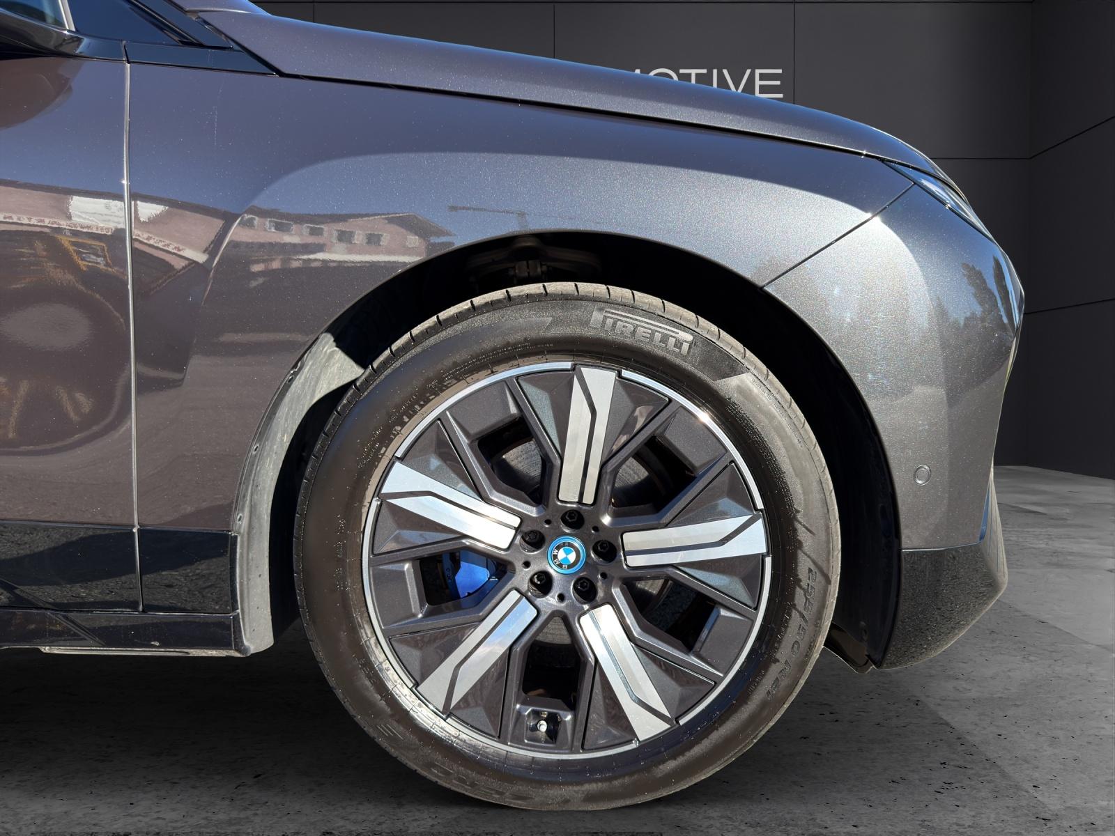 BMW iX I20 xDrive50-image-8