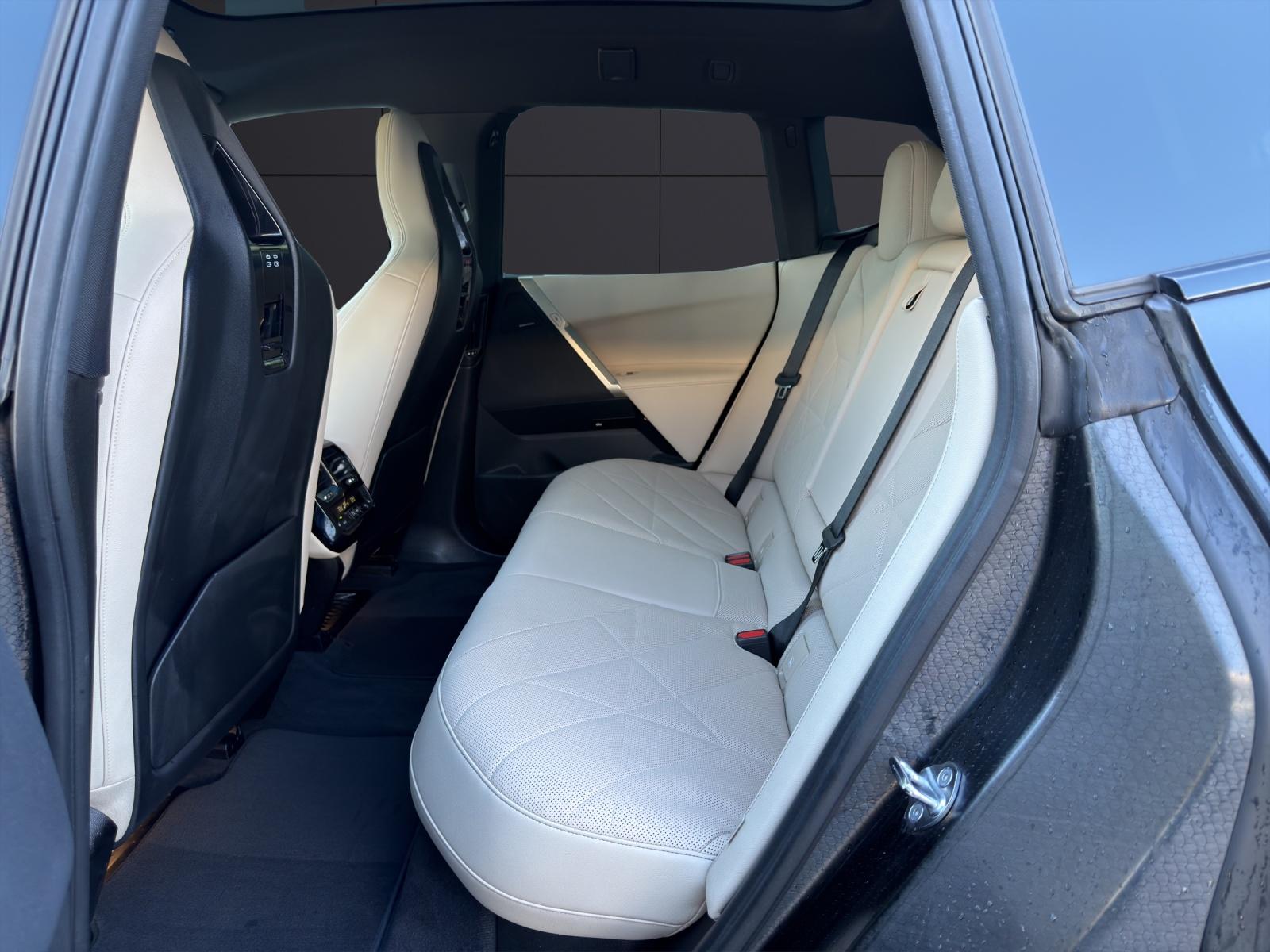 BMW iX I20 xDrive50-image-17