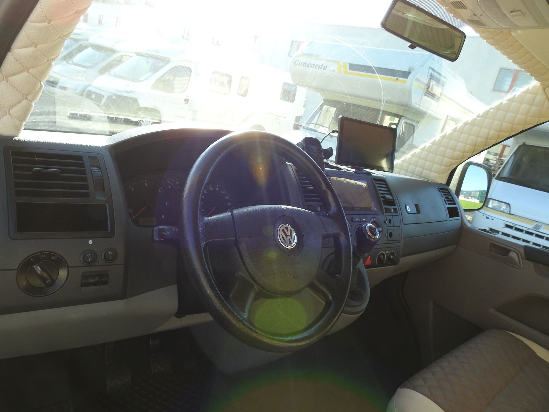 VW T5 Multivan Lang 2.5TDI 4M-image-13