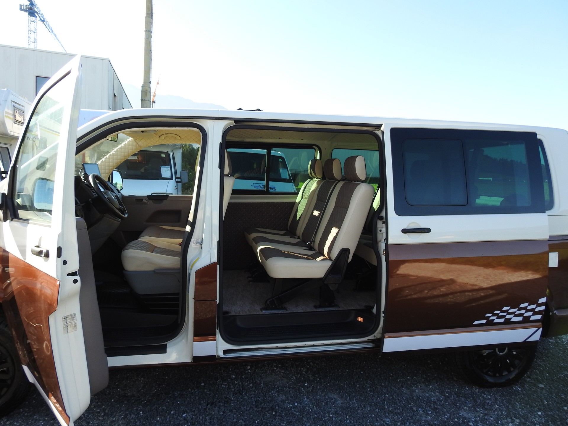VW T5 Multivan Lang 2.5TDI 4M-image-15