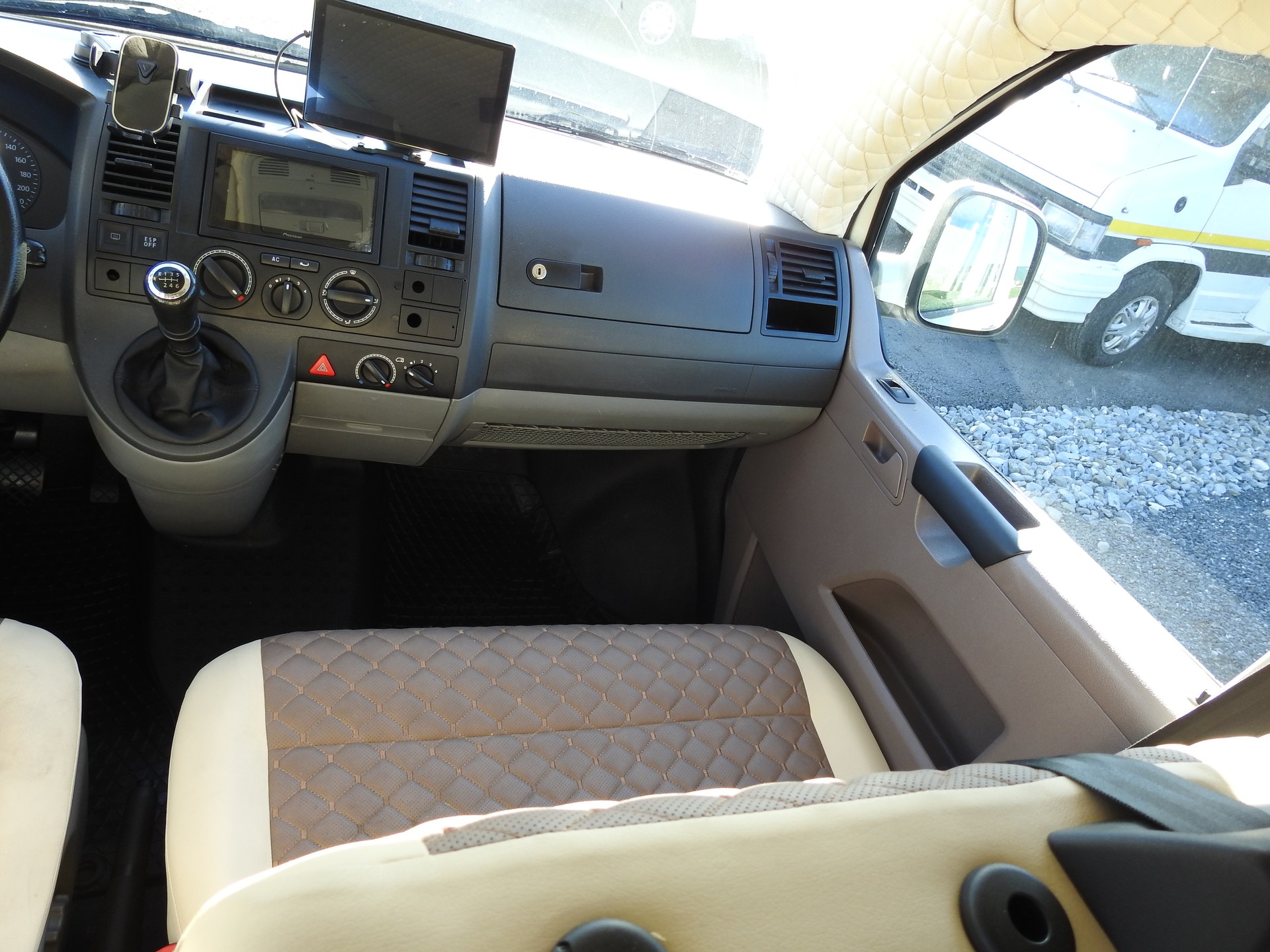 VW T5 Multivan Lang 2.5TDI 4M-image-20