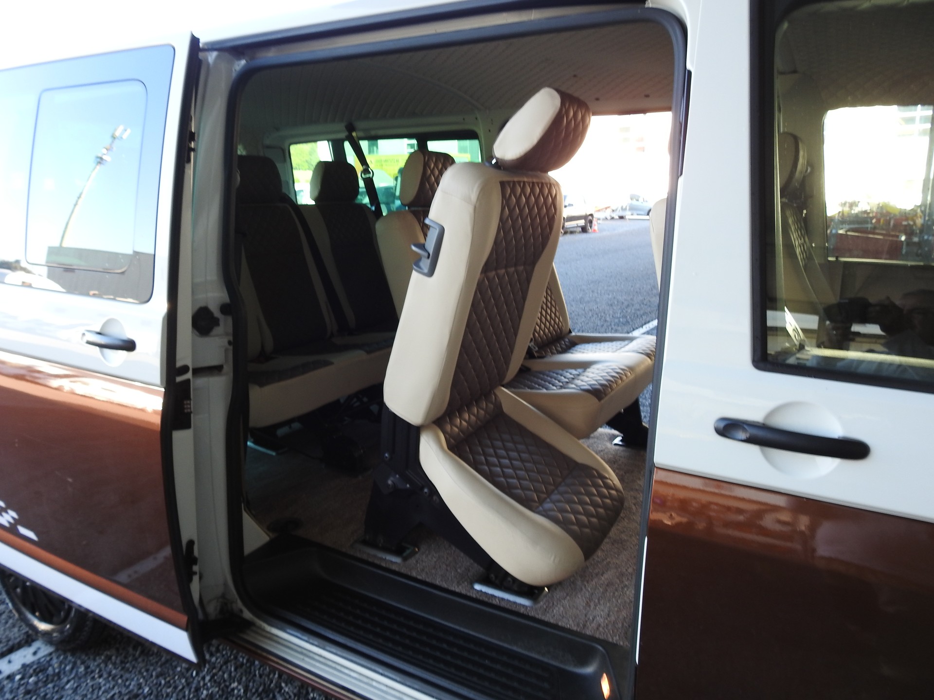 VW T5 Multivan Lang 2.5TDI 4M-image-28