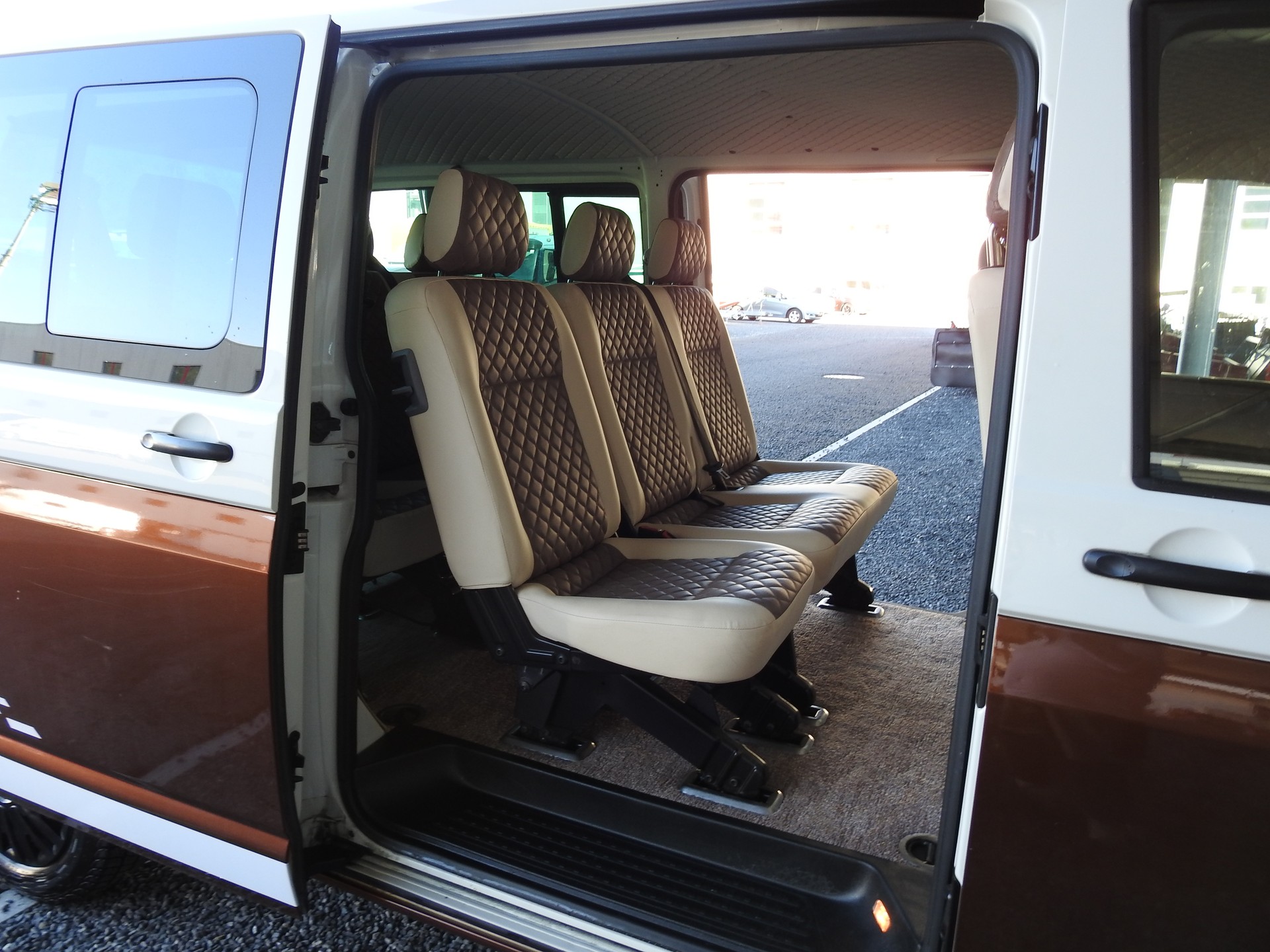 VW T5 Multivan Lang 2.5TDI 4M-image-29