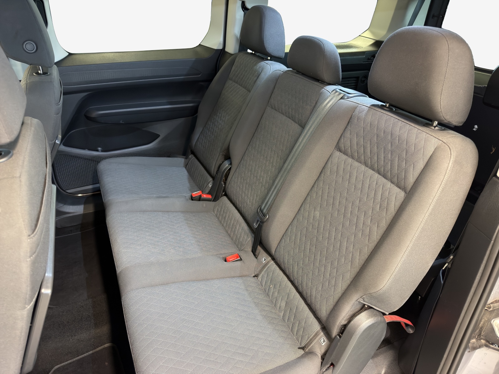 VW Caddy Maxi 1.5 TSI Plug in Hybrid Life DSG-image-11
