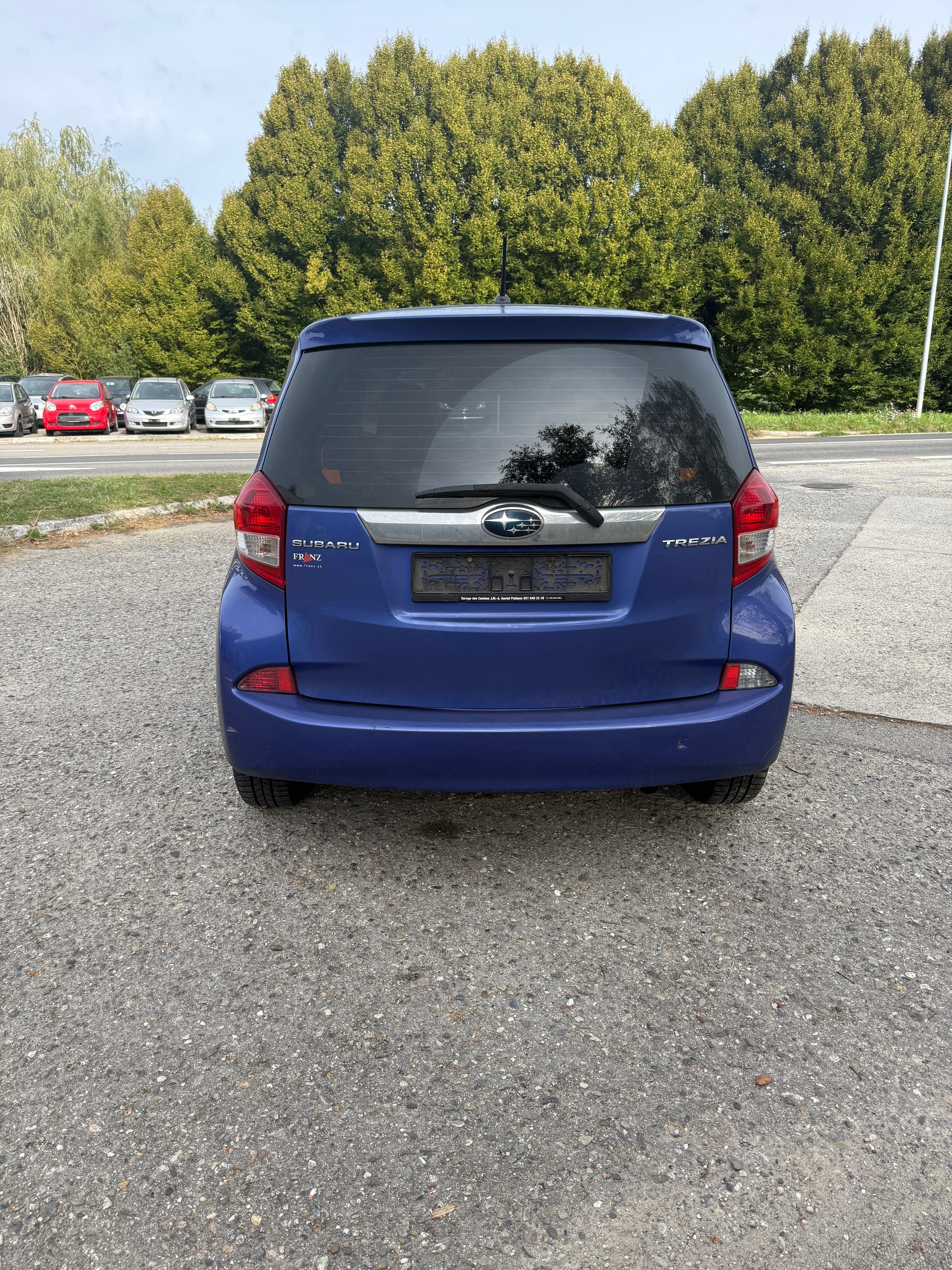 SUBARU Trezia 1.4D Swiss Luxury-image-3