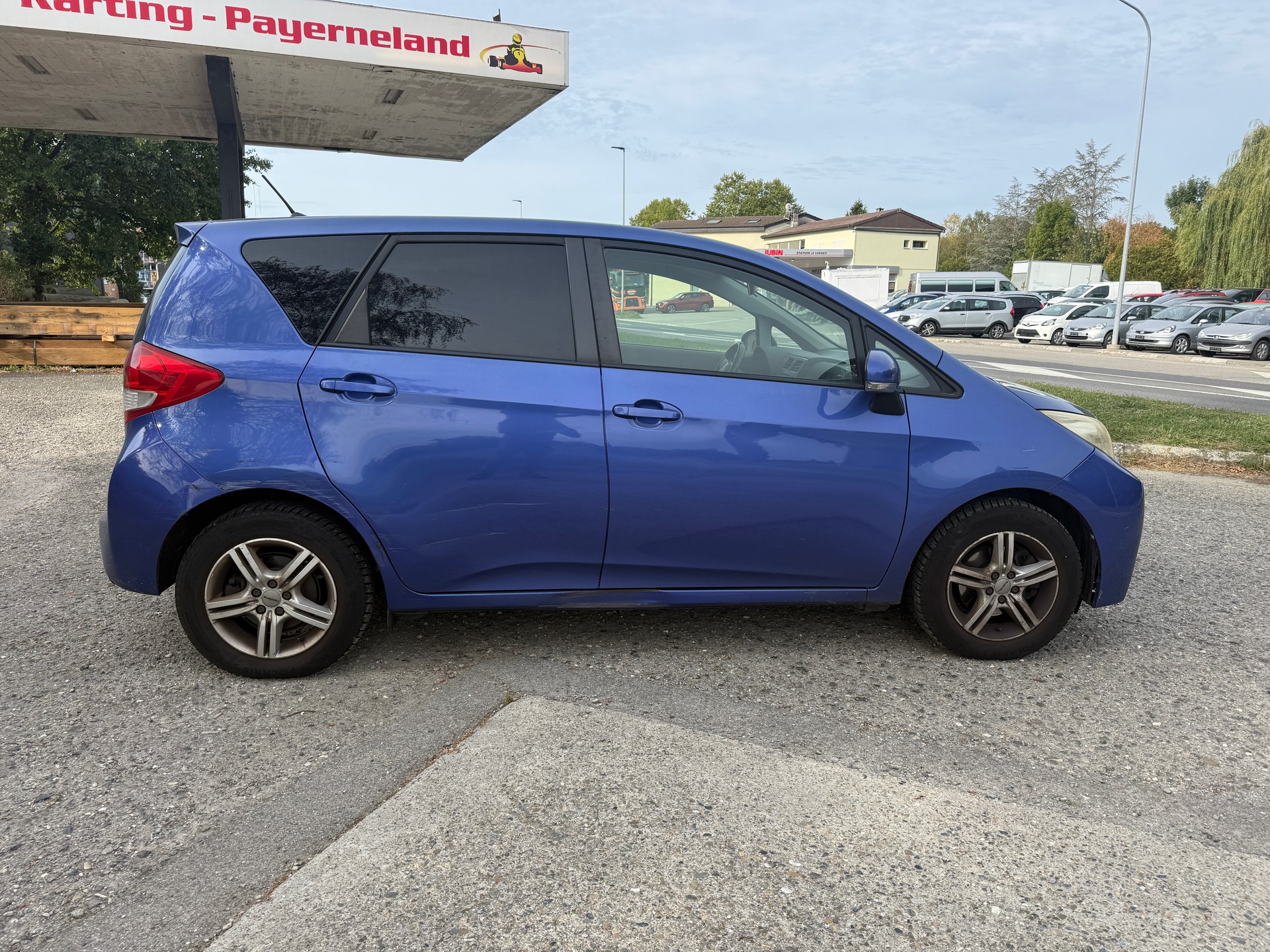 SUBARU Trezia 1.4D Swiss Luxury-image-6