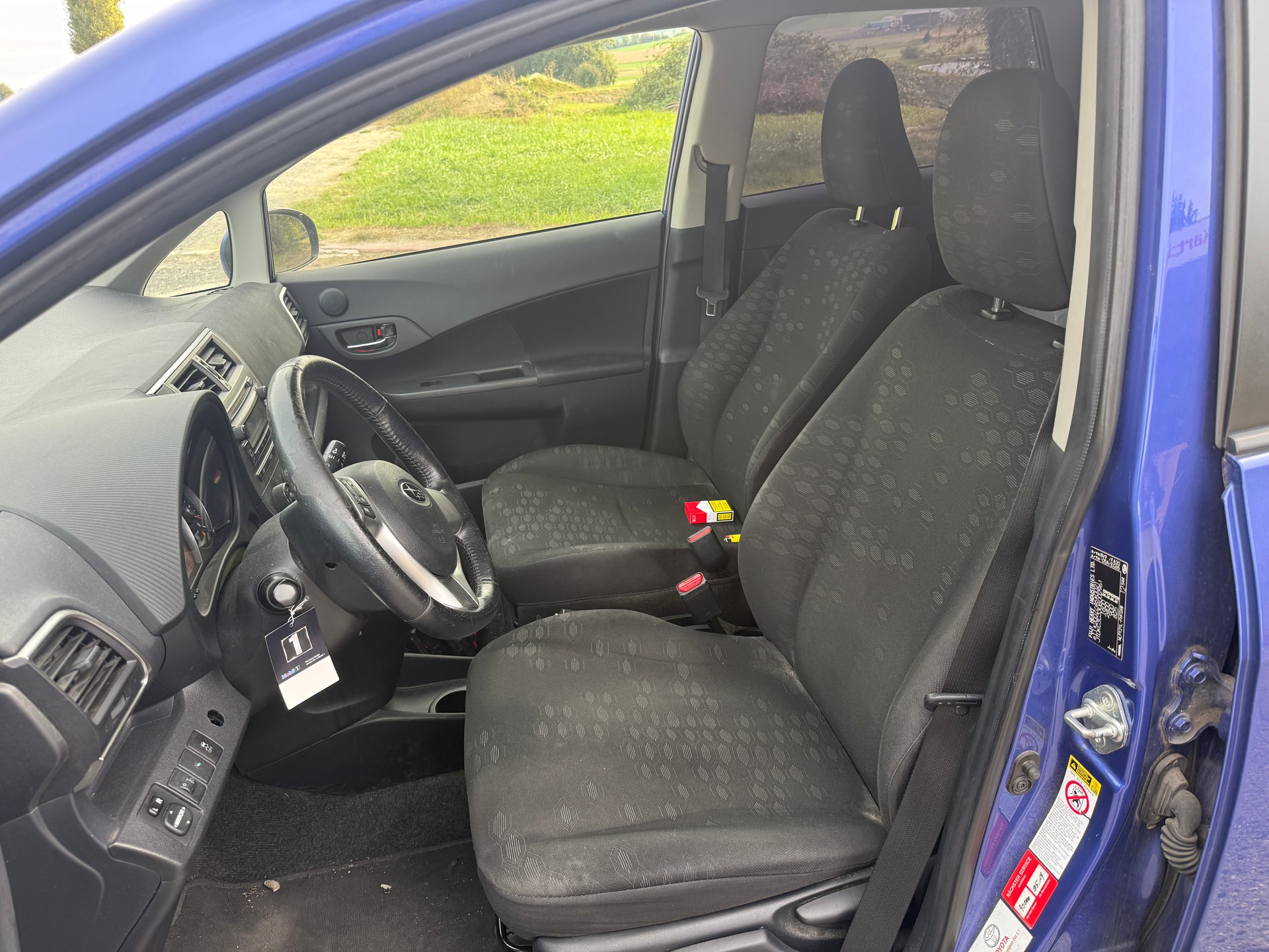 SUBARU Trezia 1.4D Swiss Luxury-image-8