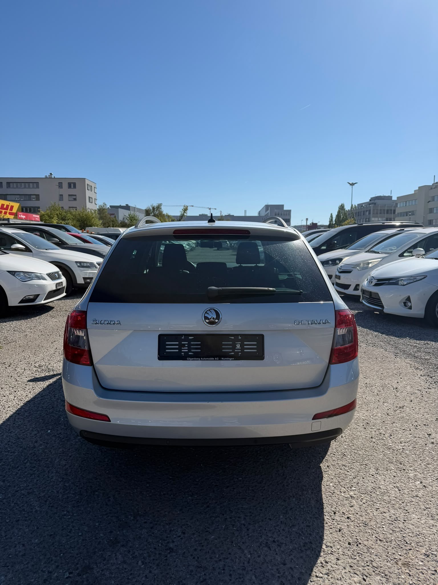 SKODA Octavia Combi 1.8 TSI L&K-image-5