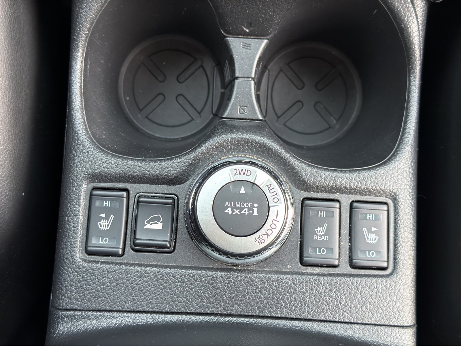 NISSAN X-Trail 2.0 dCi tekna Xtronic CVT ALL-MODE 4x4-image-27