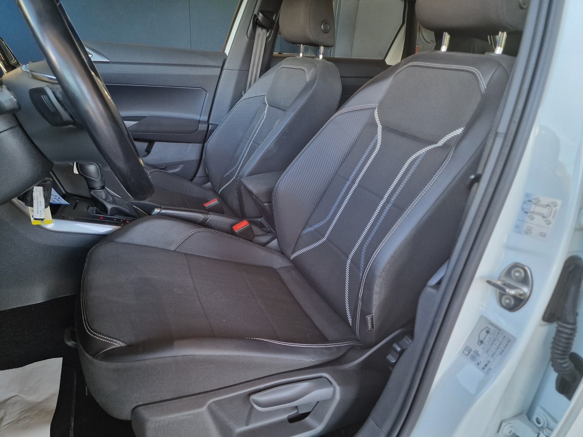 VW Polo 1.0 TSI BMT Comfortline DSG 8xRad 12Mt Gara-image-6