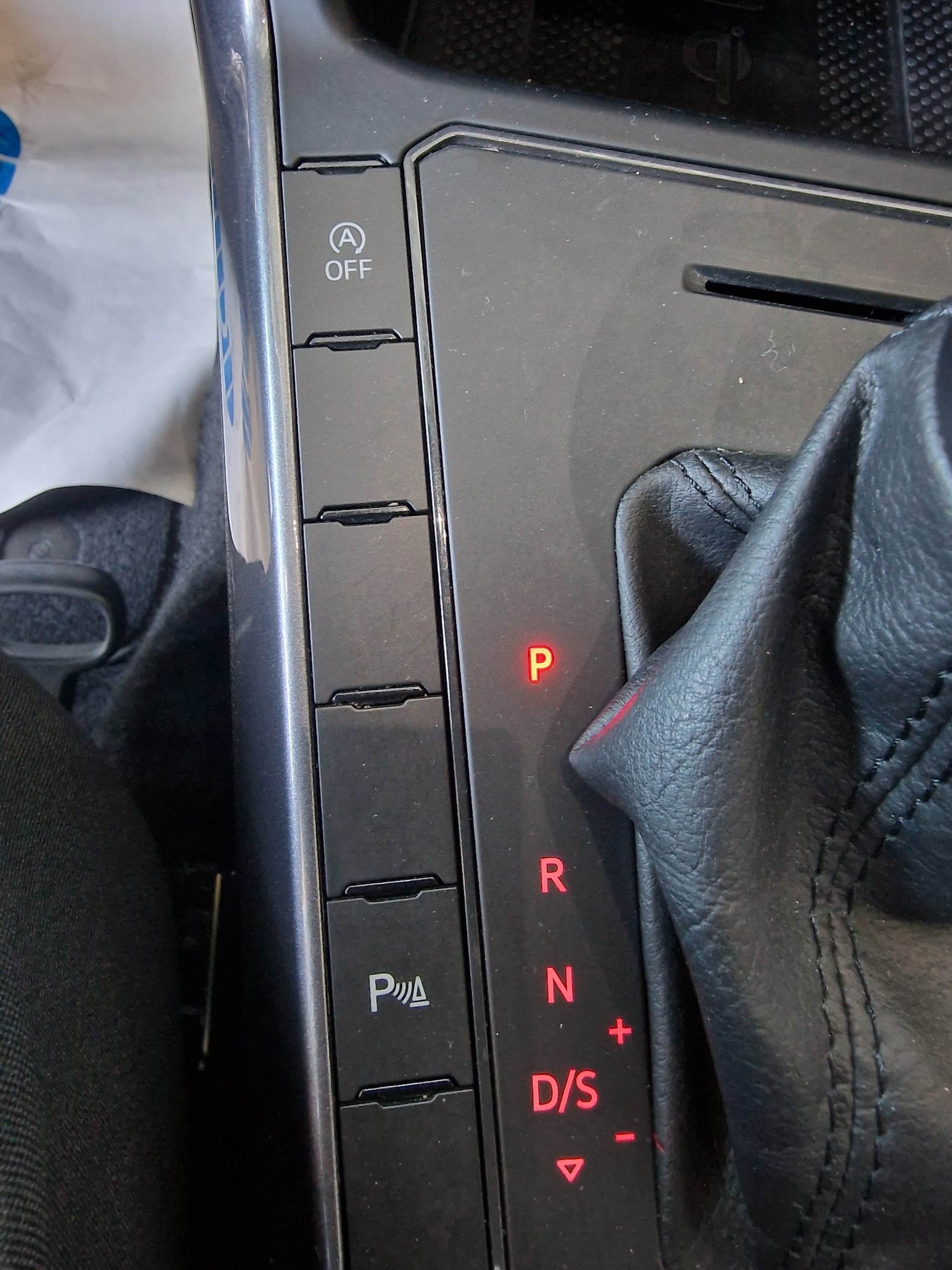 VW Polo 1.0 TSI BMT Comfortline DSG 8xRad 12Mt Gara-image-15