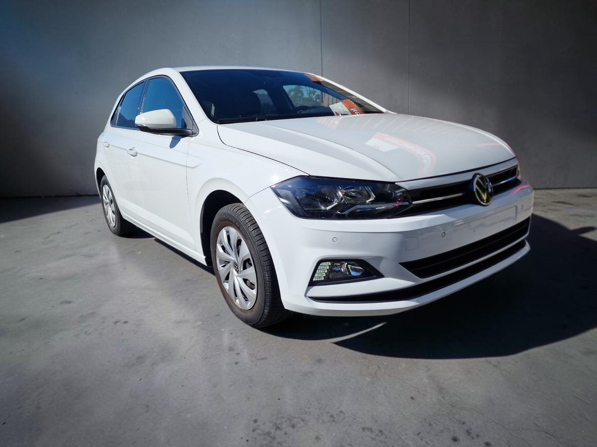 VW Polo 1.0 TSI BMT Comfortline DSG 8xRad 12Mt Gara-image-1