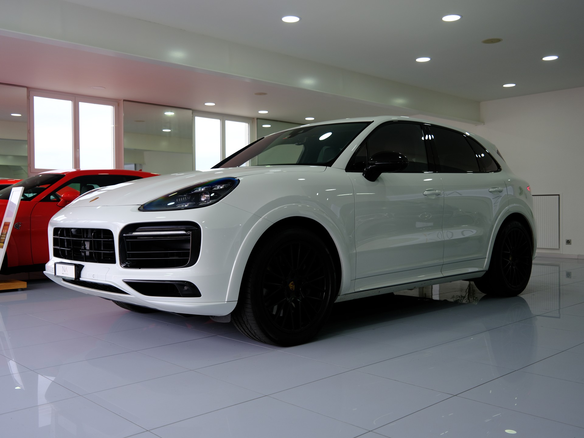 PORSCHE Cayenne GTS *Burmester* *360° Kamera*-image-3