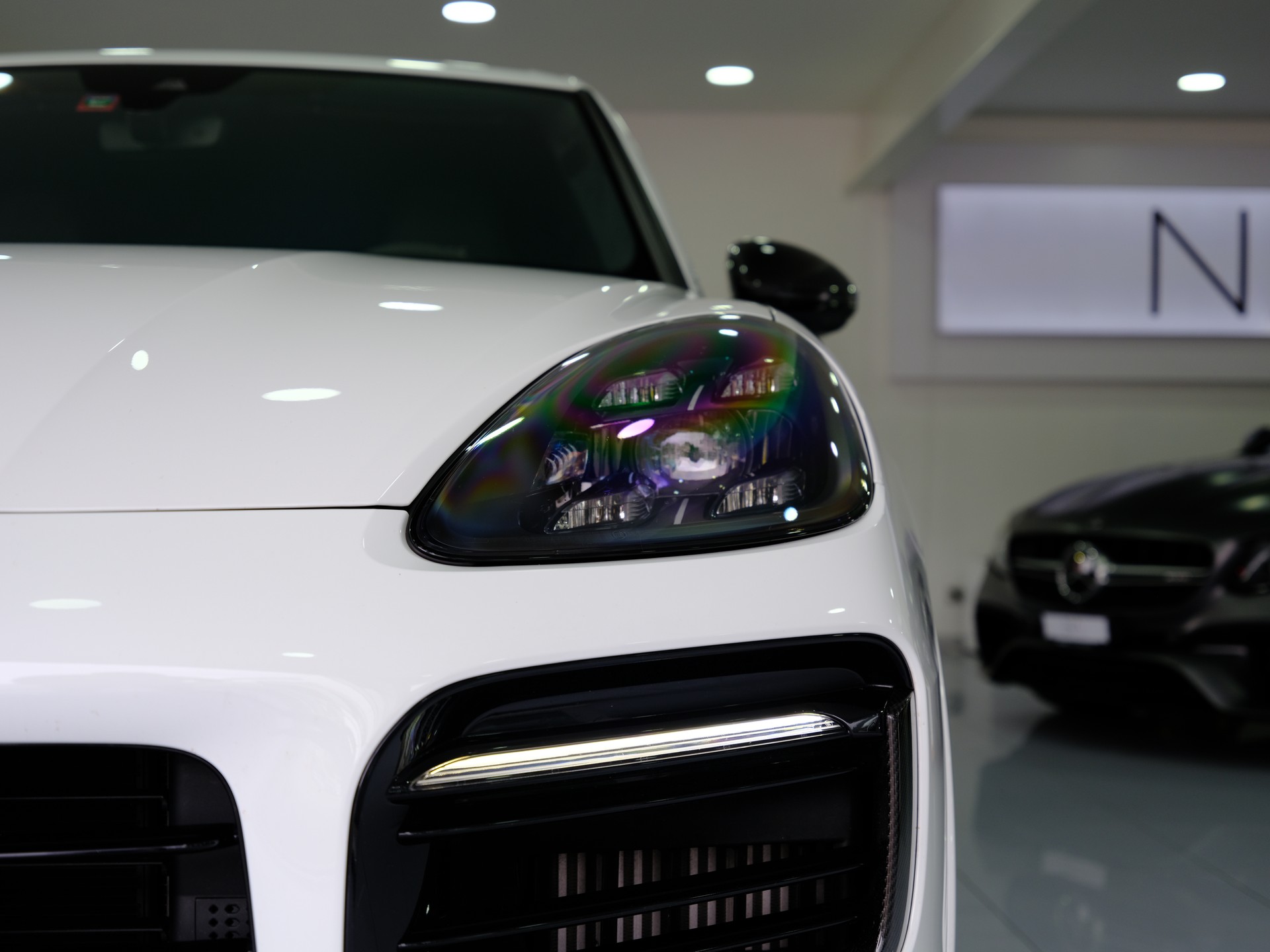 PORSCHE Cayenne GTS *Burmester* *360° Kamera*-image-10