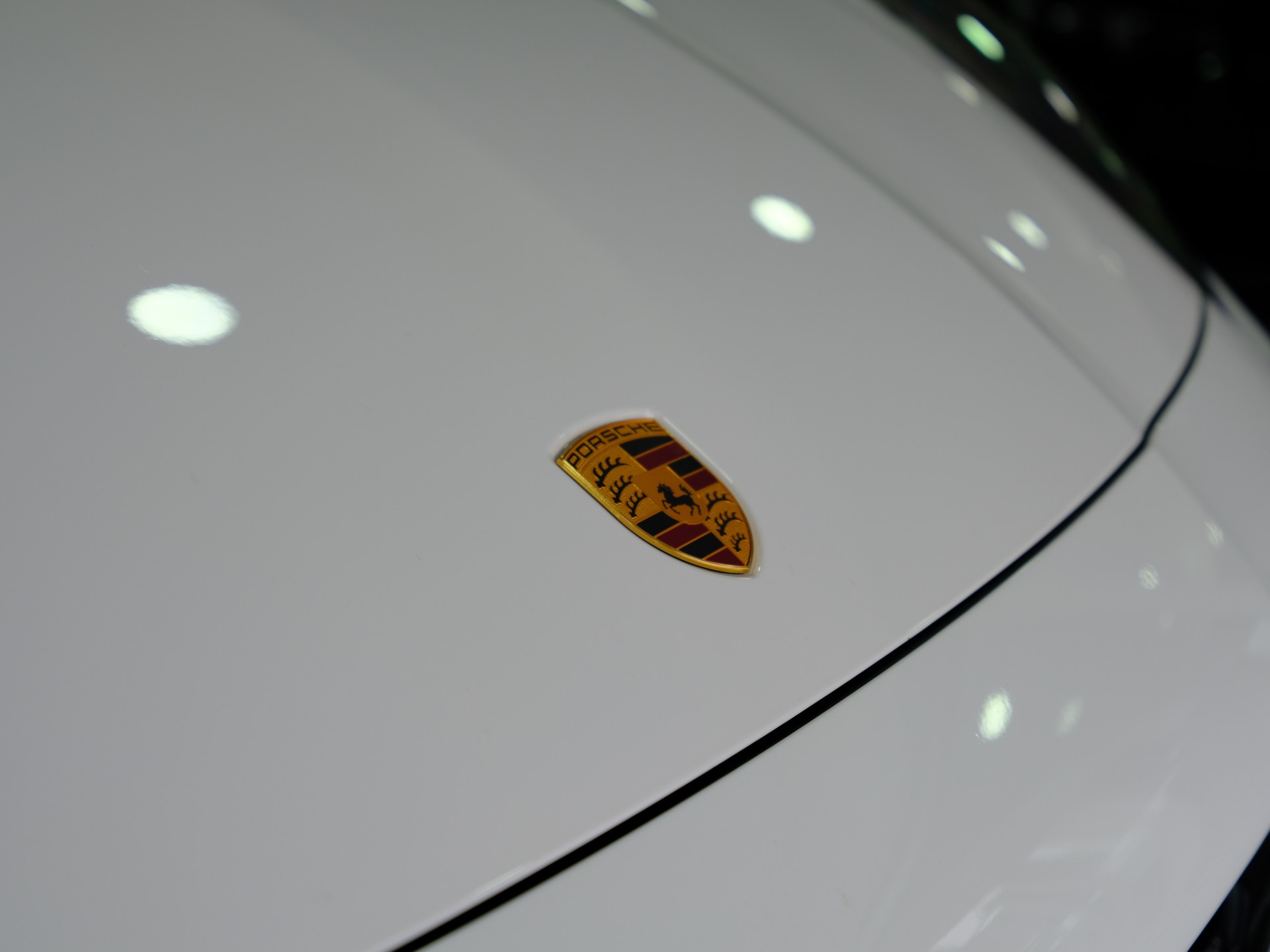 PORSCHE Cayenne GTS *Burmester* *360° Kamera*-image-12