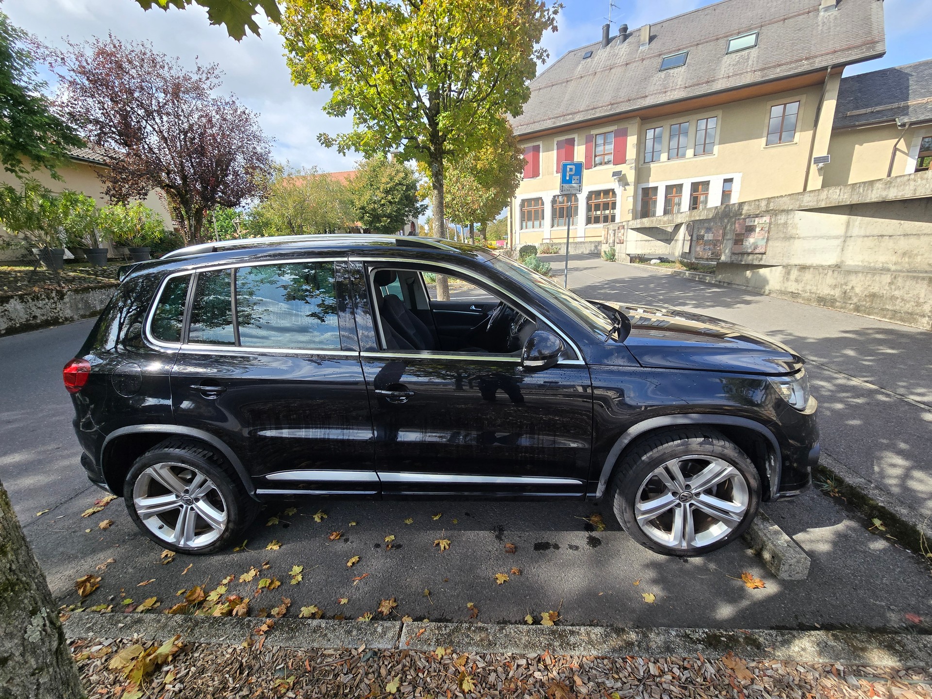 VW Tiguan 2.0 TSI Cup R-Line 4Motion-image-3