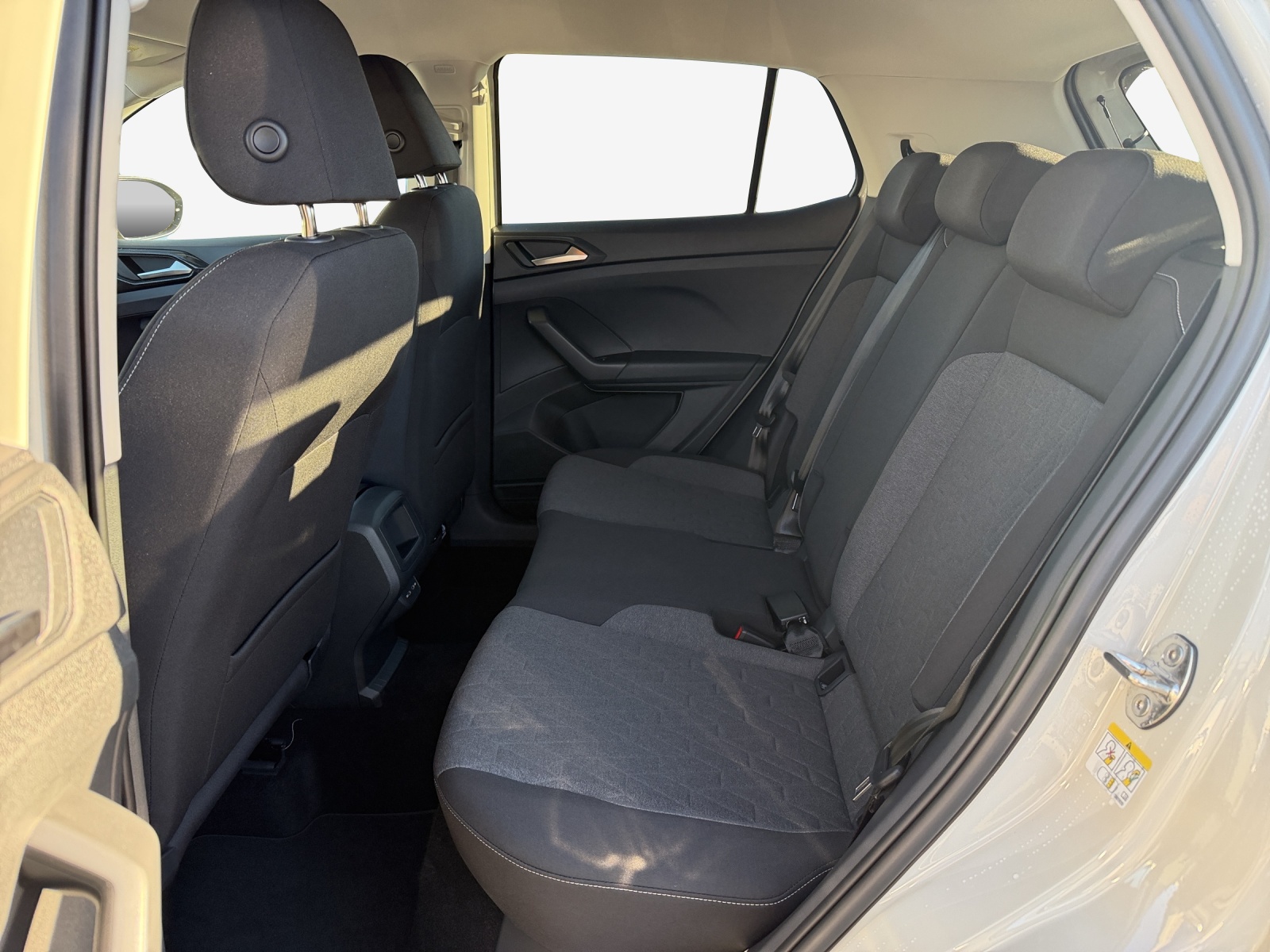 VW T-Cross 1.0 TSI EVO Life DSG-image-11