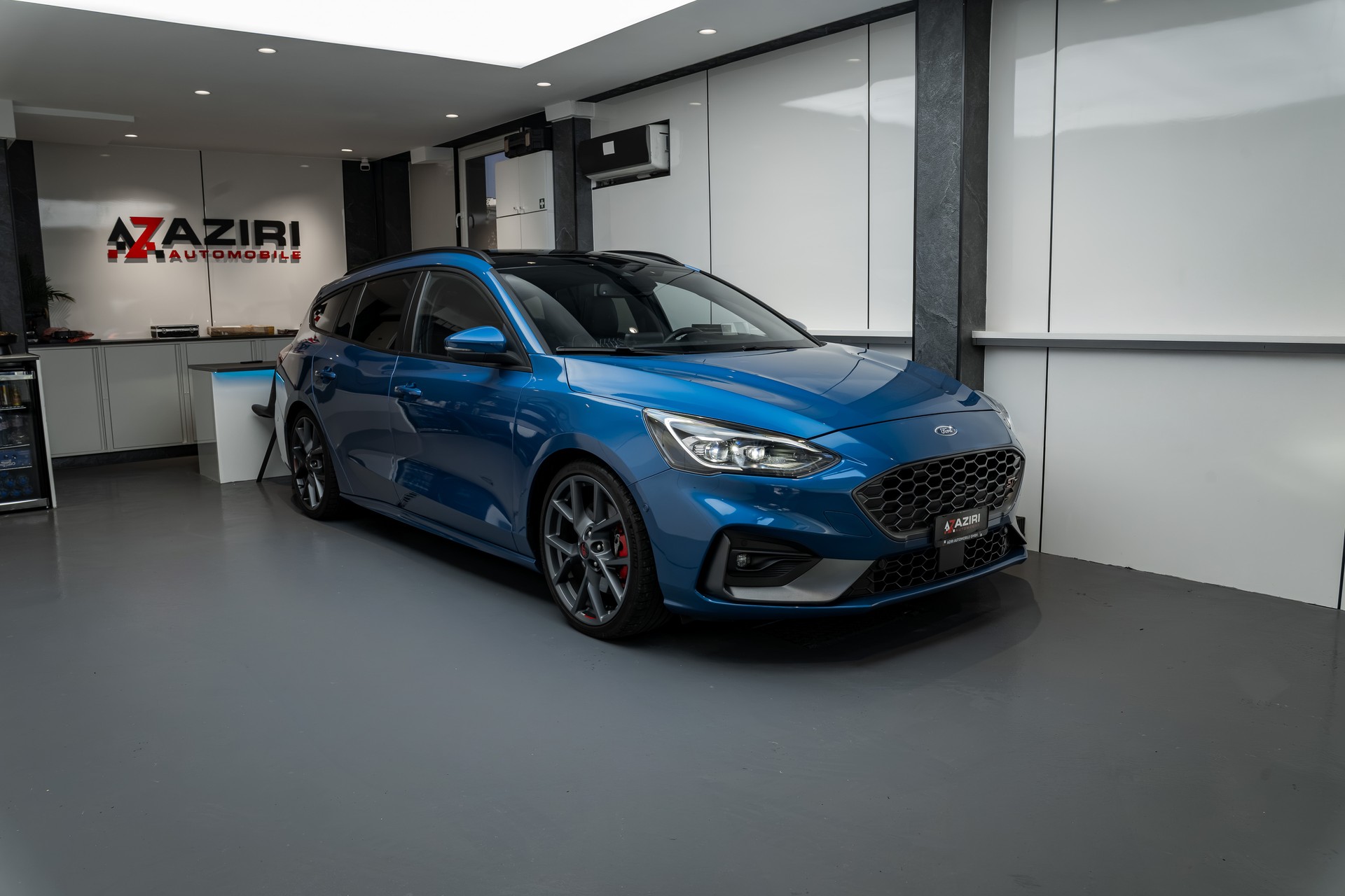FORD Focus ST 2.3 Styling Performance-image-2
