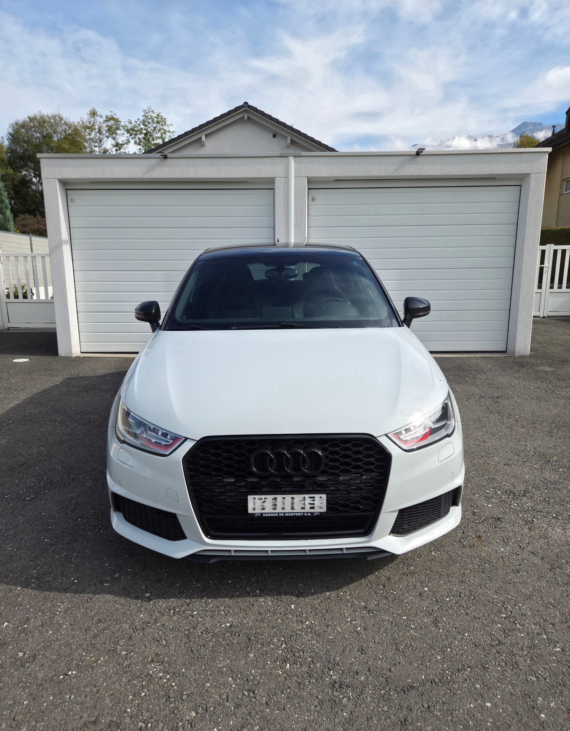 AUDI S1 Sportback quattro 2.0 TFSI-image-1