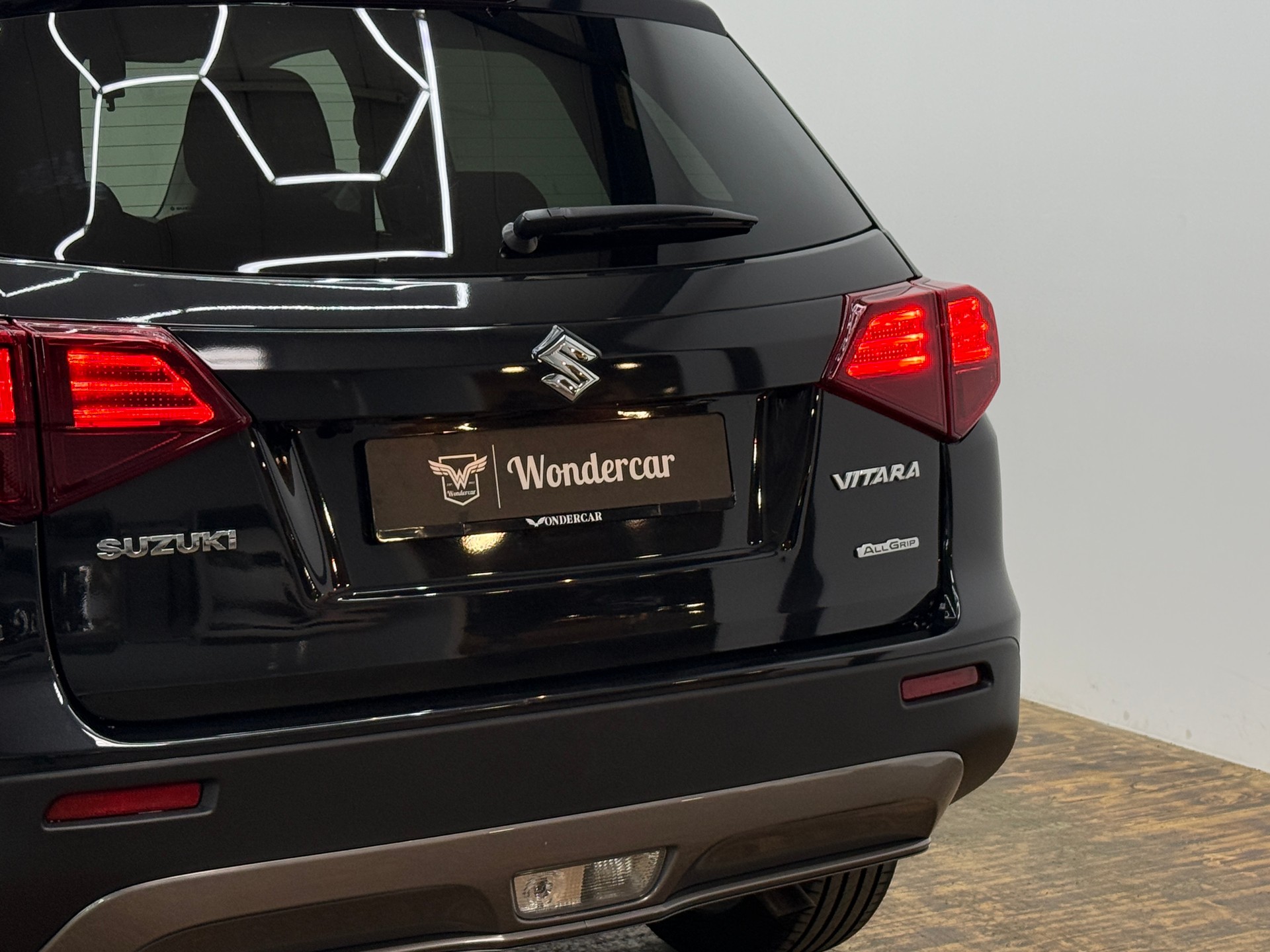 SUZUKI Vitara 1.4 Boosterjet Compact Top-image-12