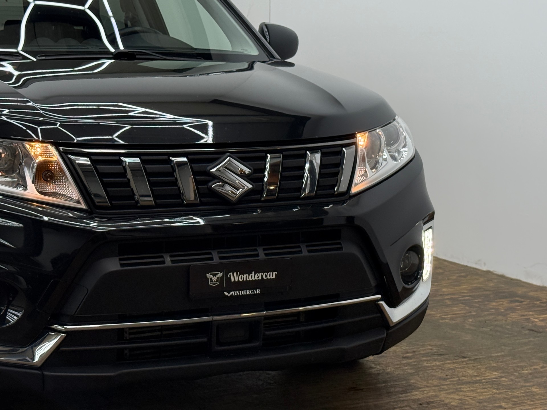 SUZUKI Vitara 1.4 Boosterjet Compact Top-showroom-element-3