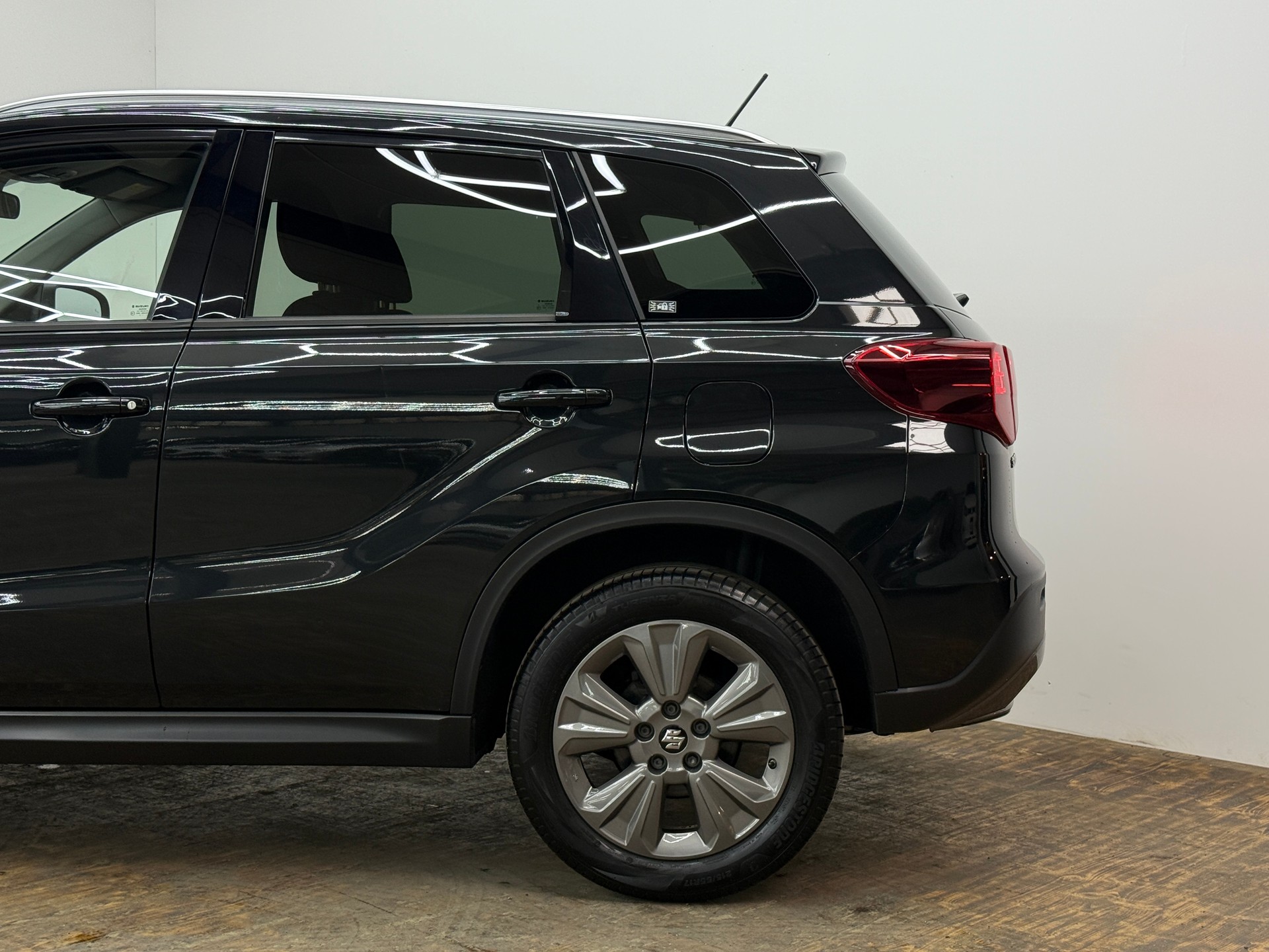SUZUKI Vitara 1.4 Boosterjet Compact Top-image-8