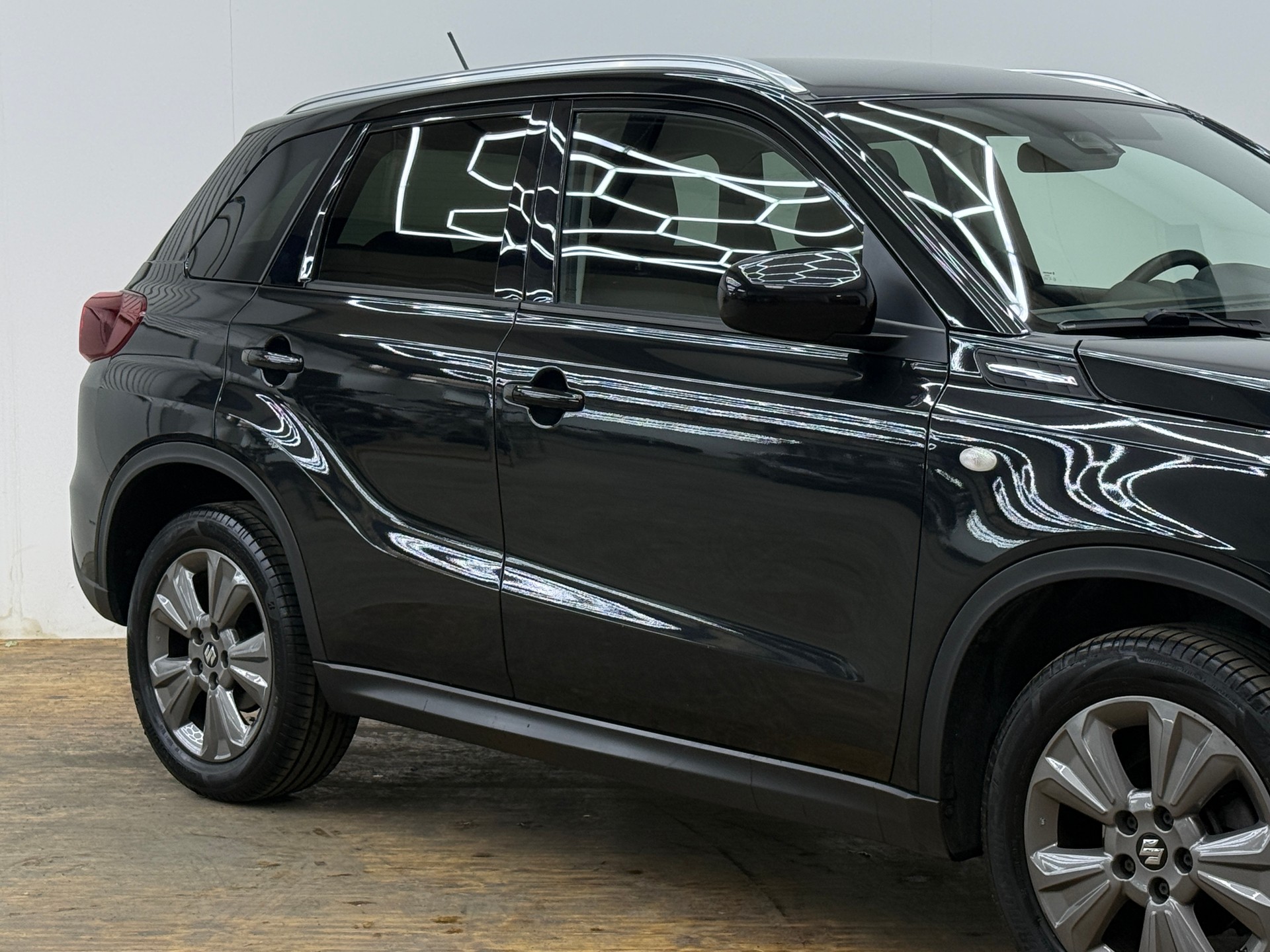 SUZUKI Vitara 1.4 Boosterjet Compact Top-image-16