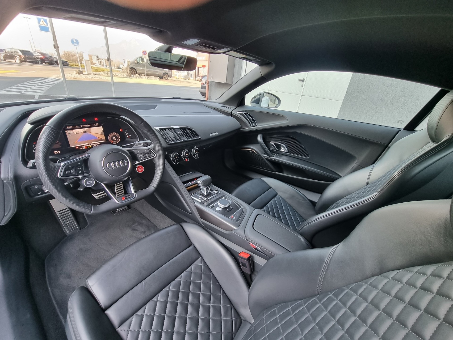 AUDI R8 Coupé 5.2 RWS S-Tronic-image-11