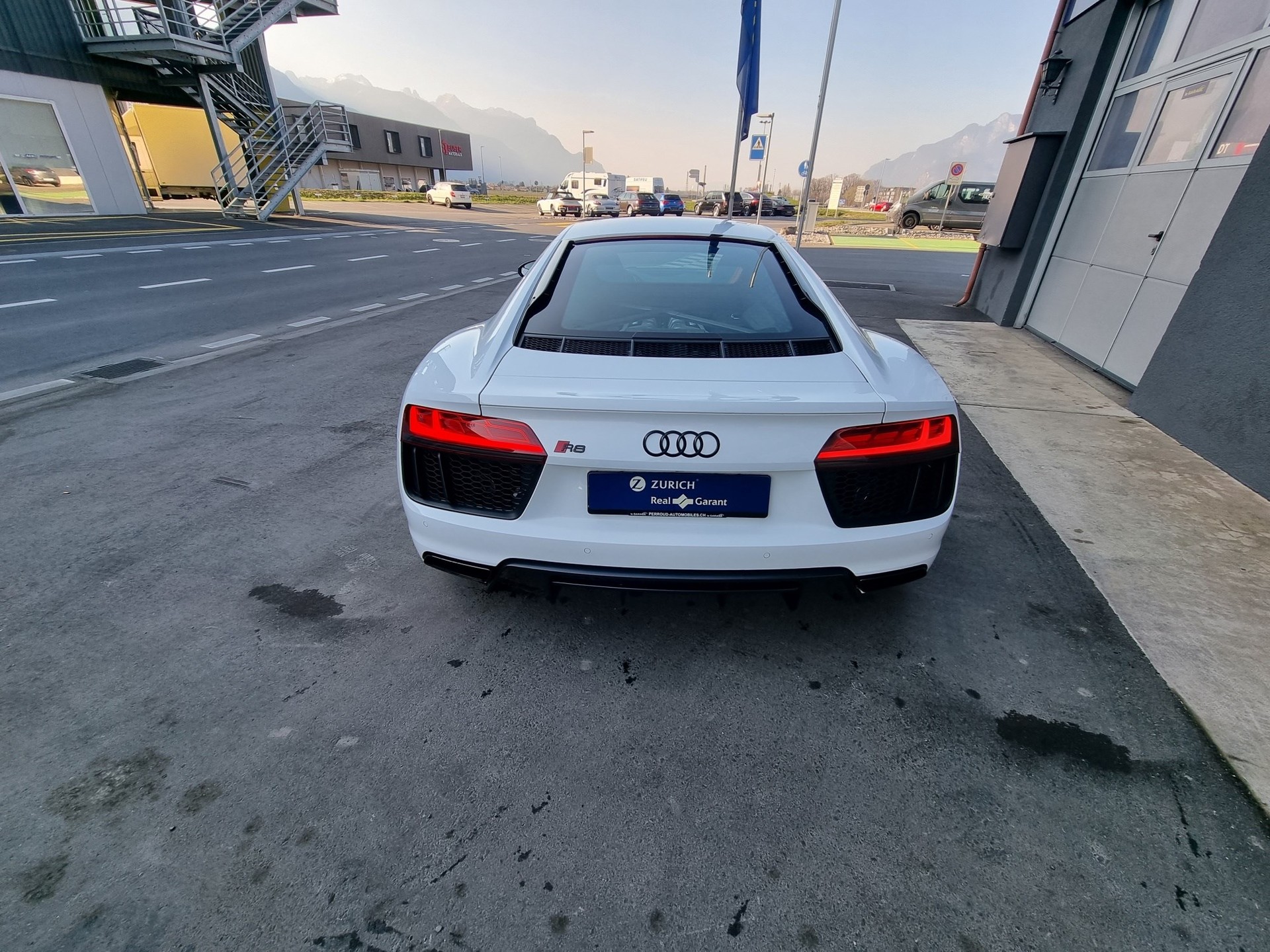 AUDI R8 Coupé 5.2 RWS S-Tronic-image-3