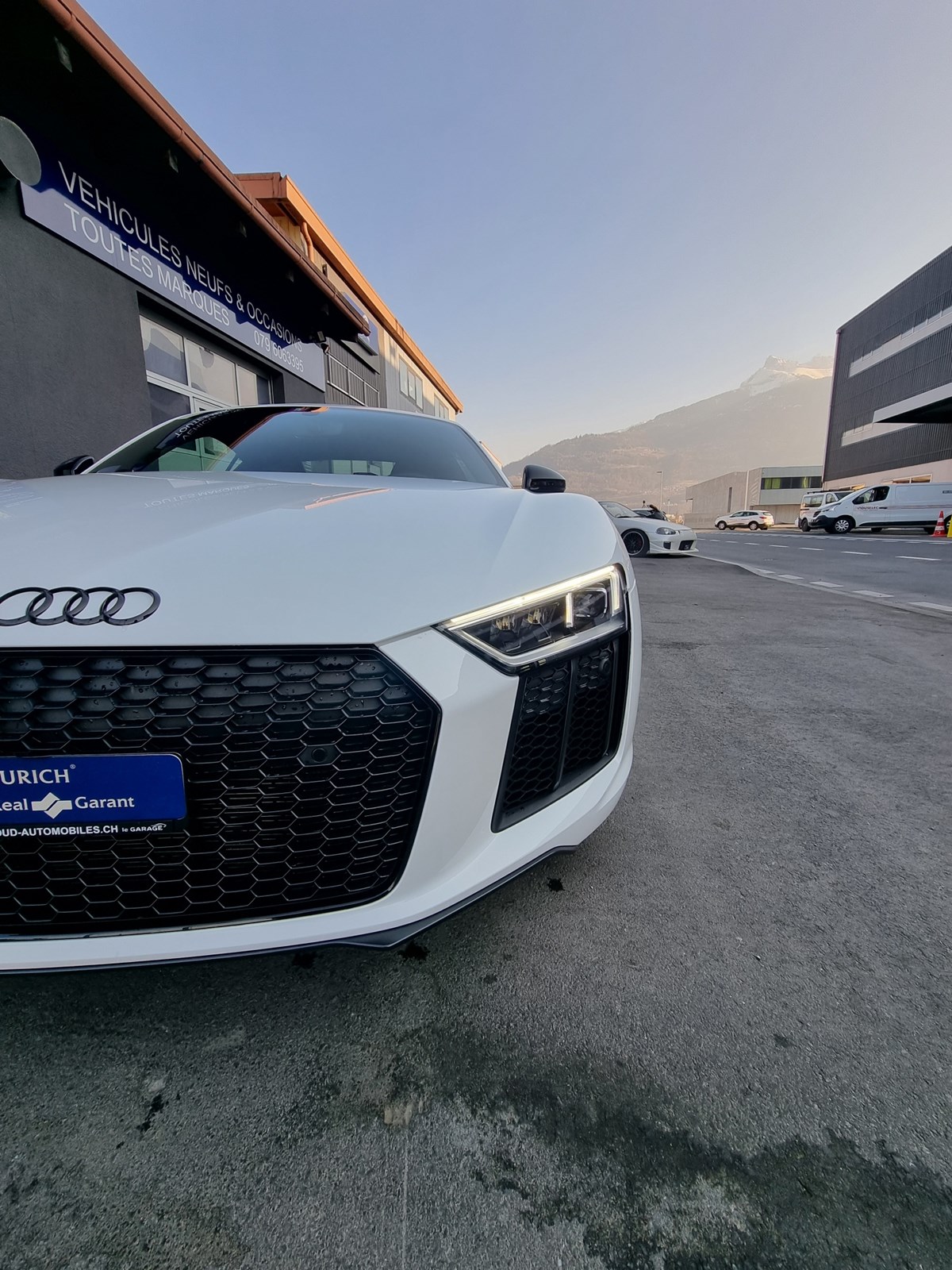 AUDI R8 Coupé 5.2 RWS S-Tronic-image-9