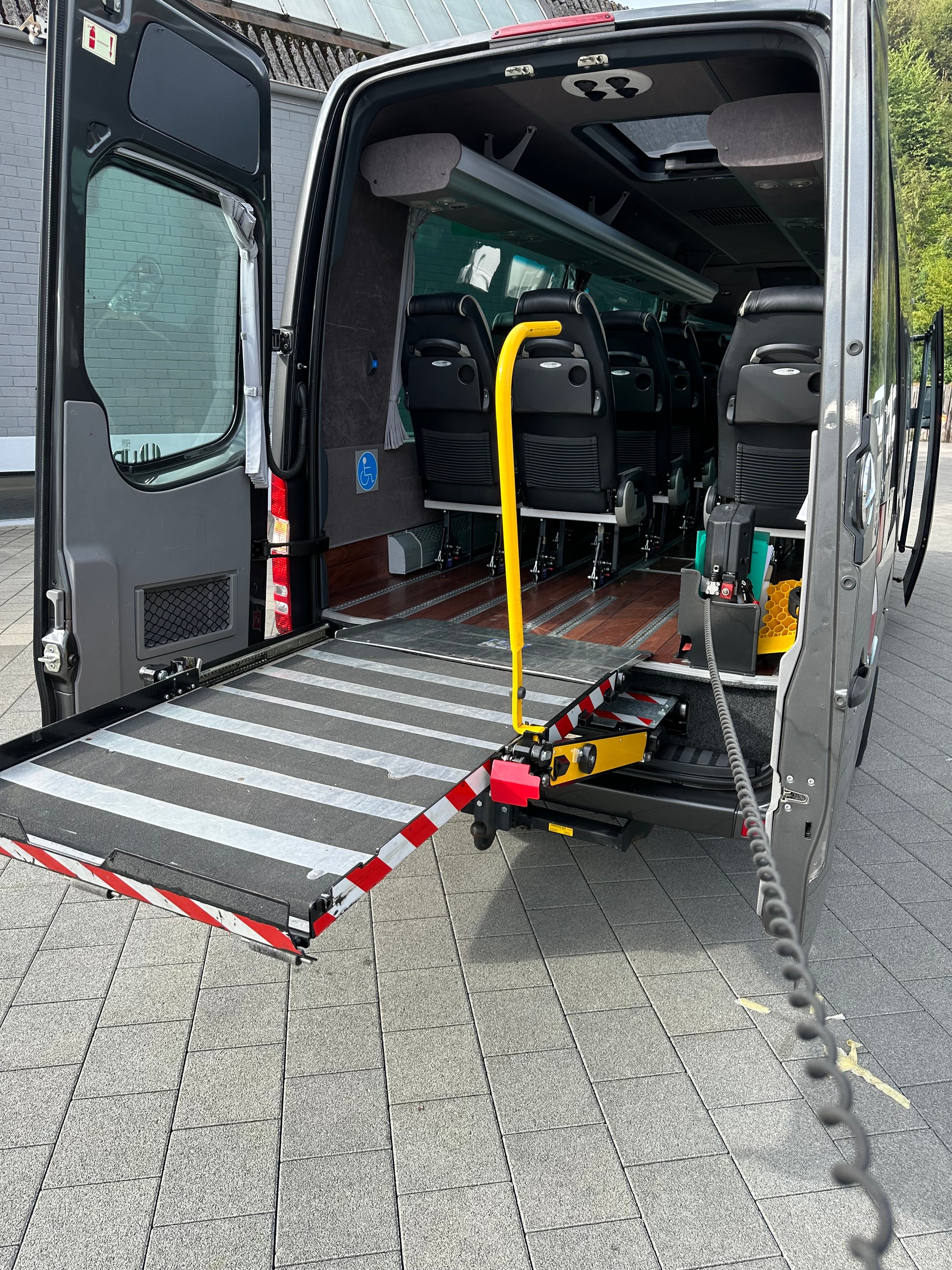 MERCEDES-BENZ Sprinter 519 CDI-image-14