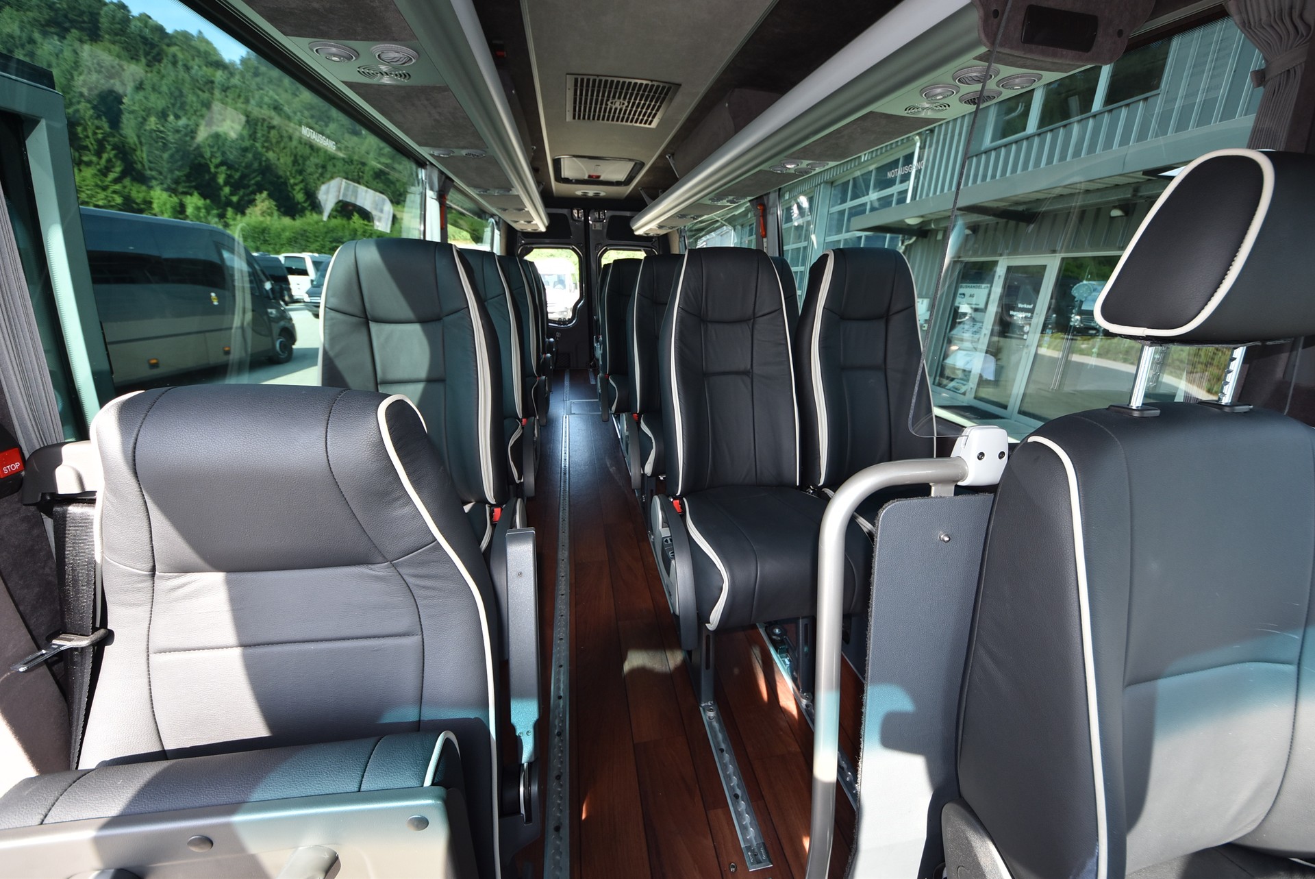 MERCEDES-BENZ Sprinter 519 CDI-image-9
