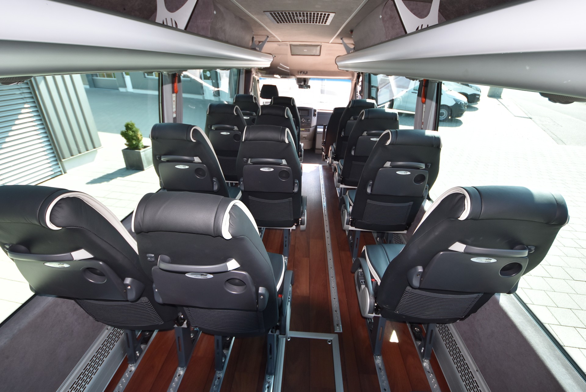 MERCEDES-BENZ Sprinter 519 CDI-image-10