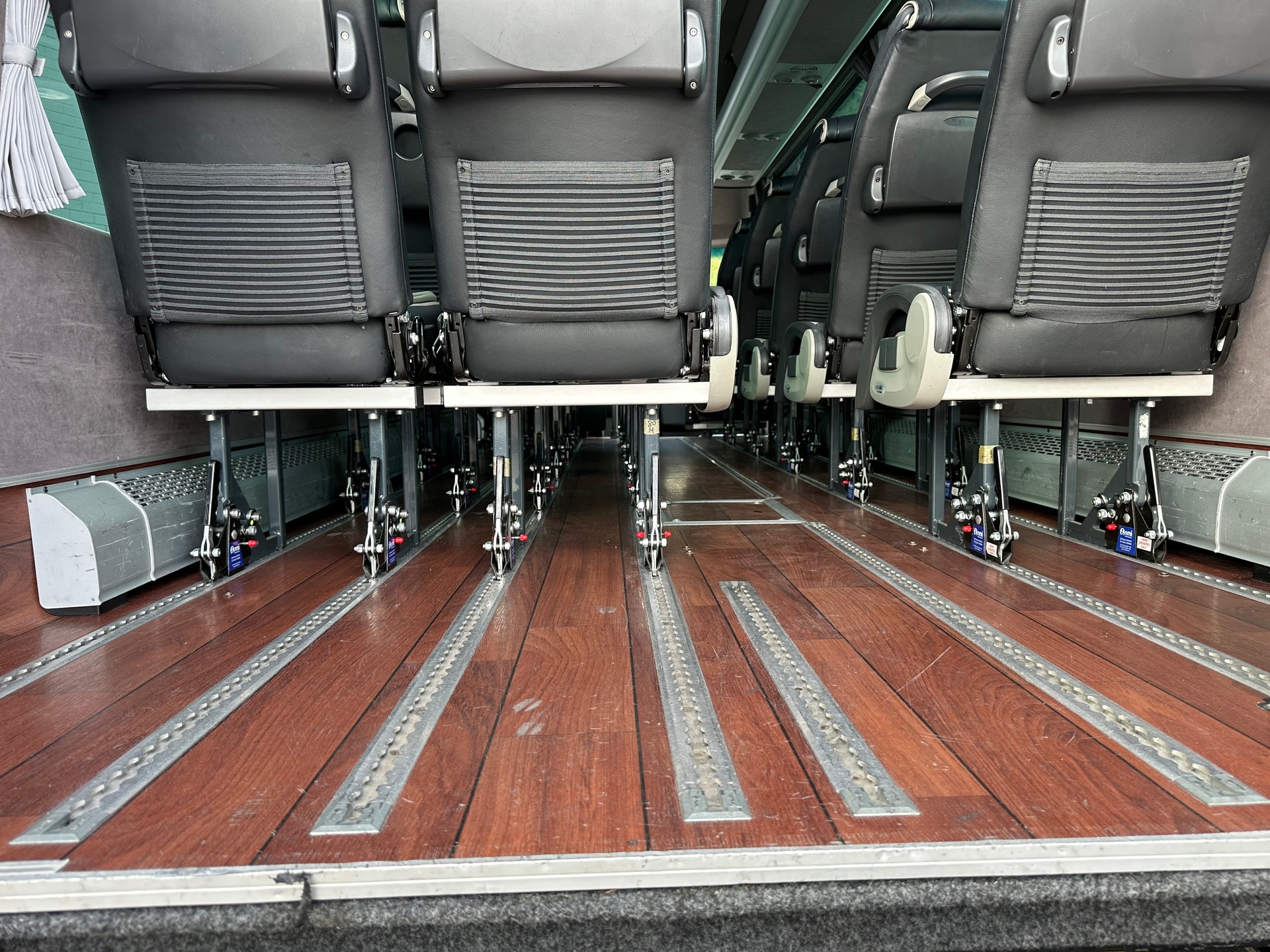 MERCEDES-BENZ Sprinter 519 CDI-image-11