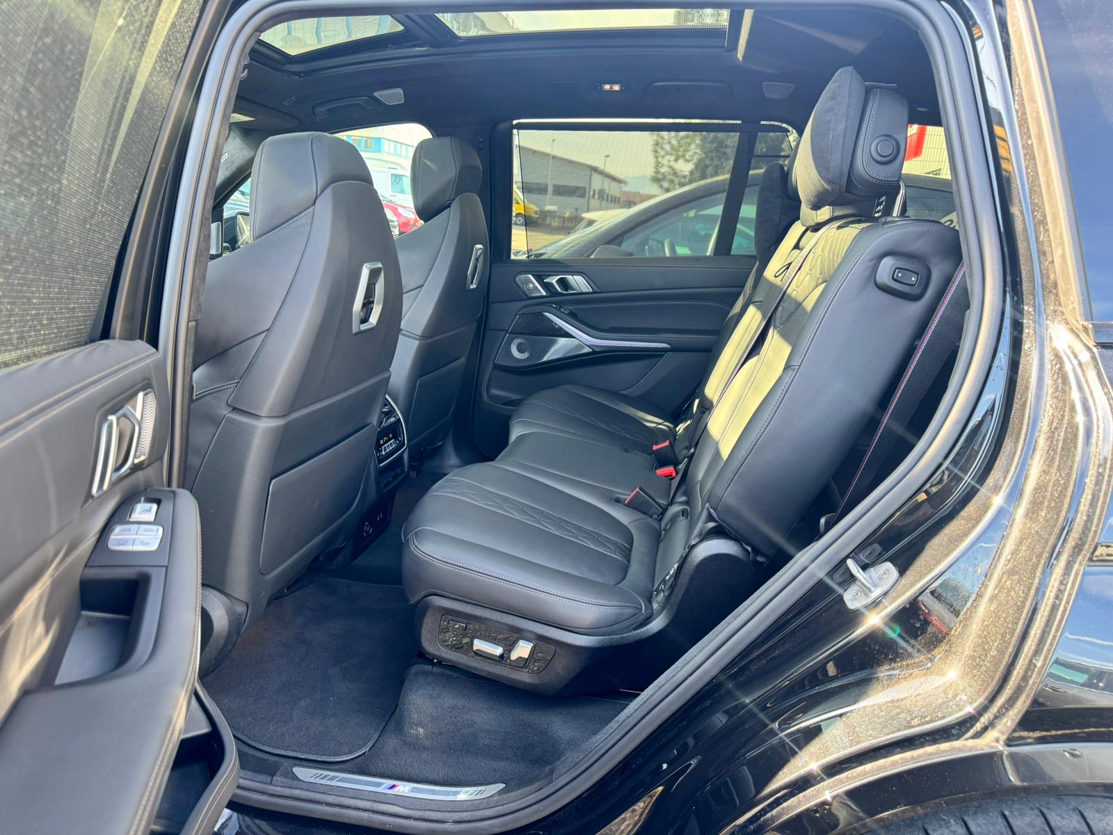 BMW X7 40d xDrive SAG *CH-FAHRZEUG*-image-7