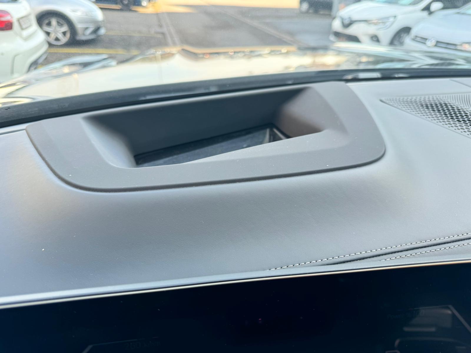 BMW X7 40d xDrive SAG *CH-FAHRZEUG*-image-23