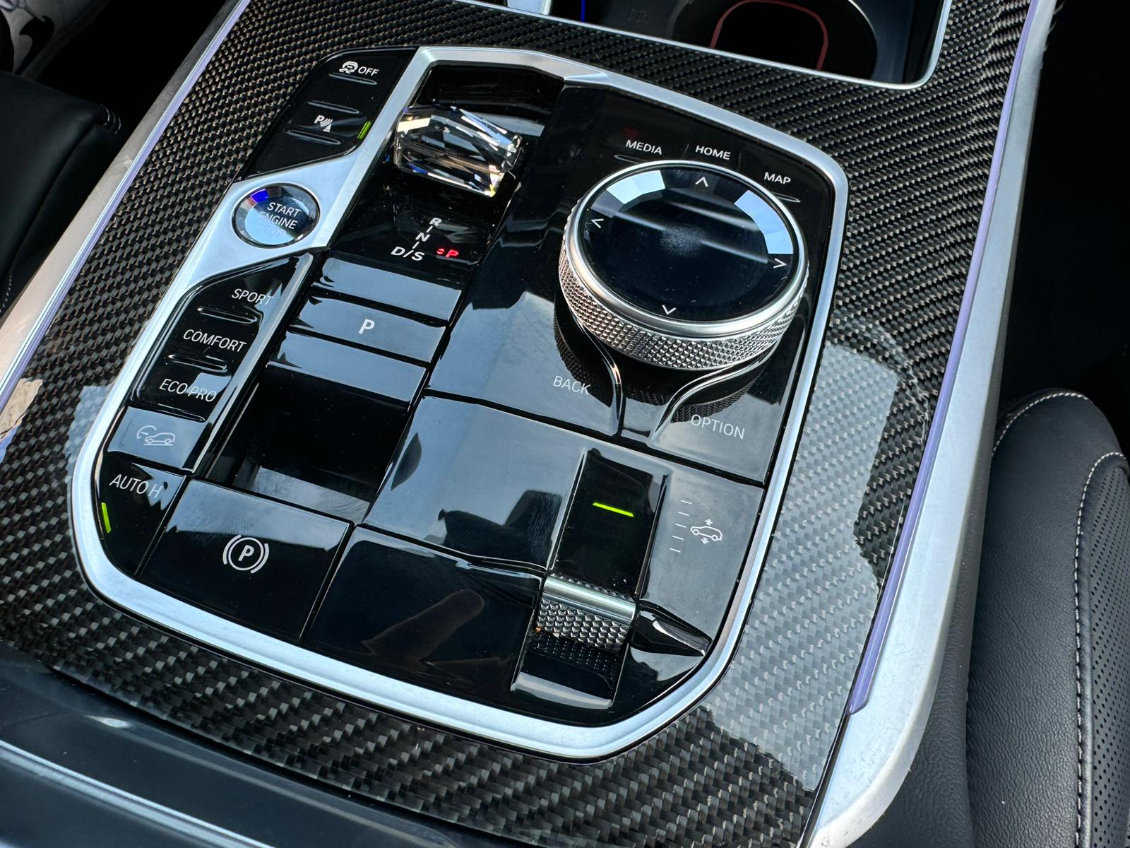 BMW X7 40d xDrive SAG *CH-FAHRZEUG*-image-20