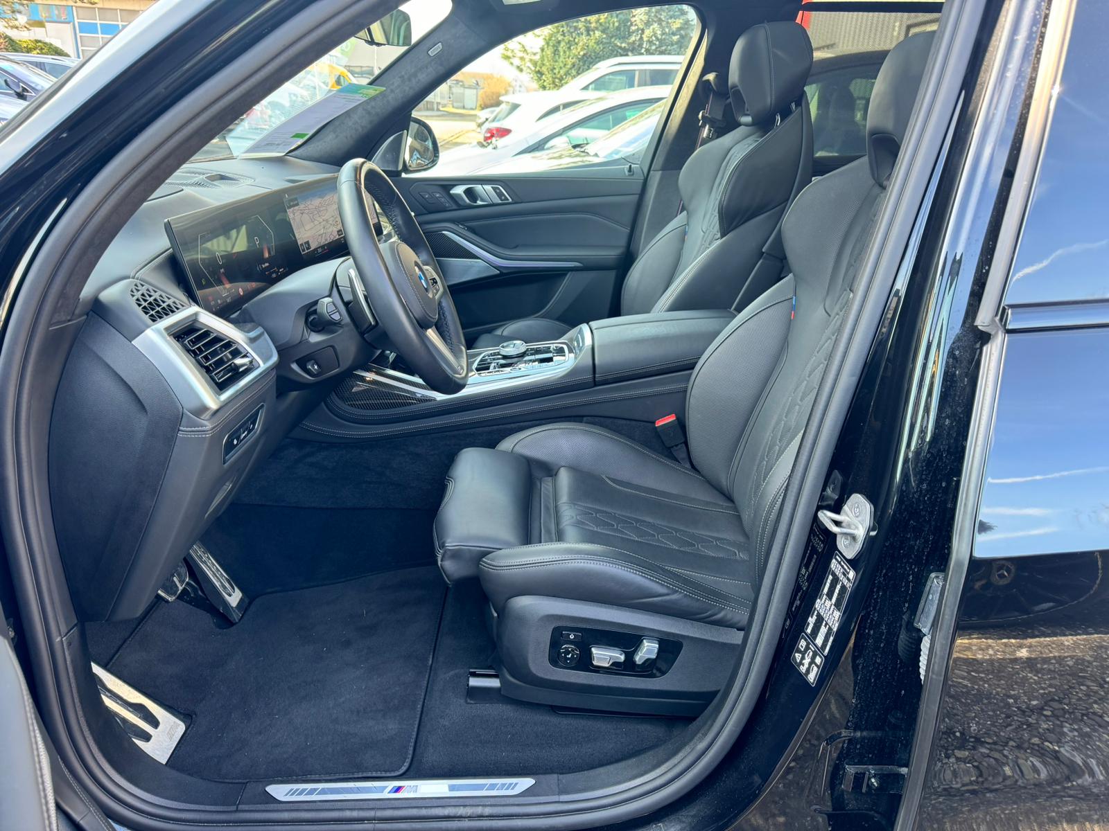 BMW X7 40d xDrive SAG *CH-FAHRZEUG*-image-6