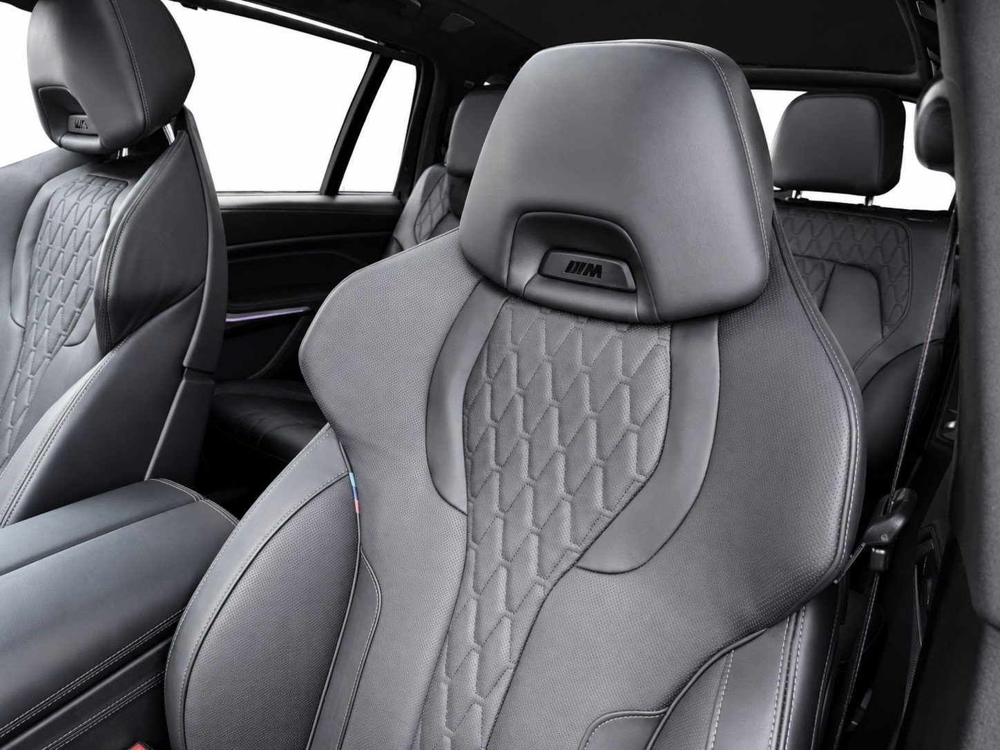 BMW X7 40d xDrive SAG *CH-FAHRZEUG*-image-13