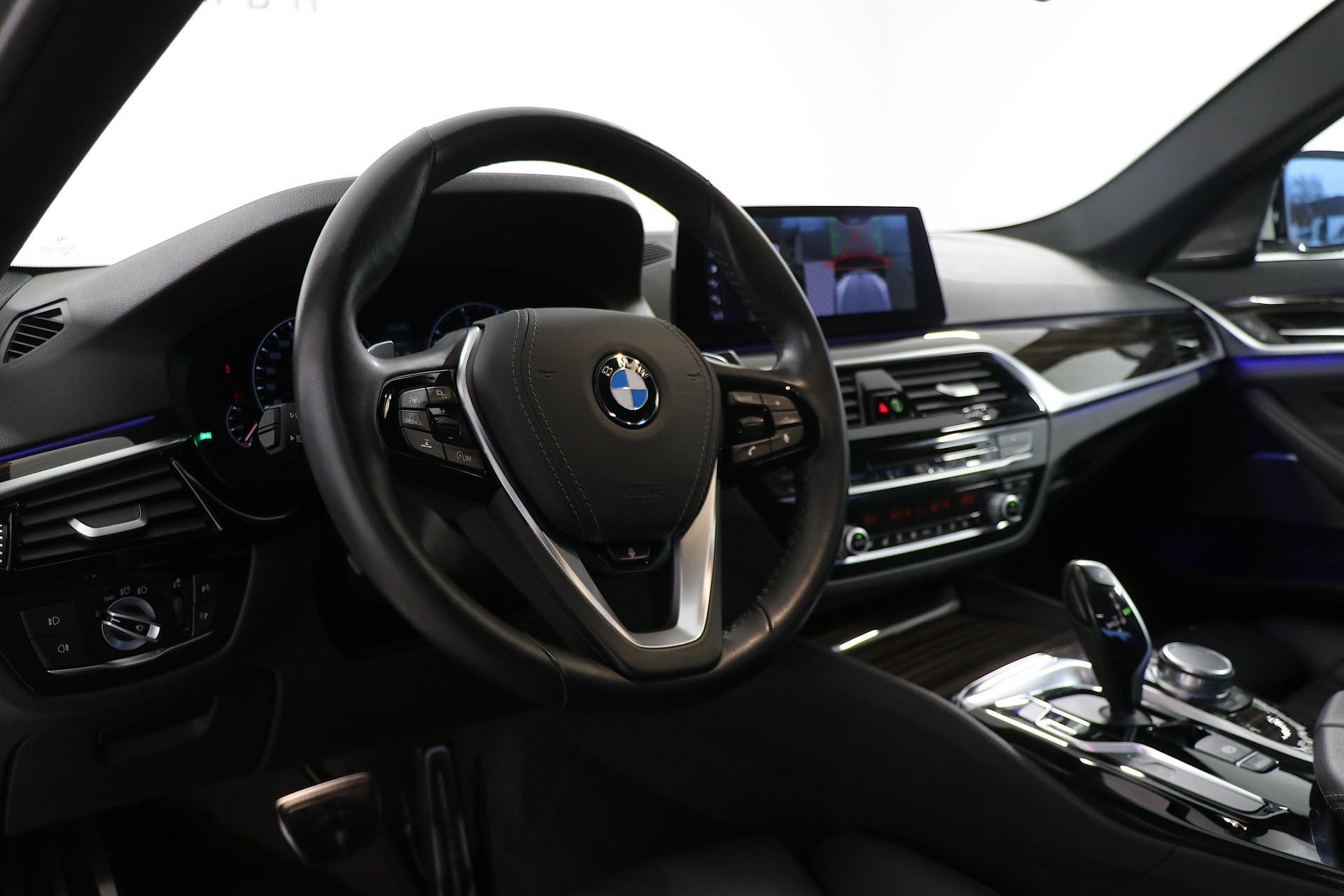 BMW 540d M-Sport xDrive Steptronic-image-6