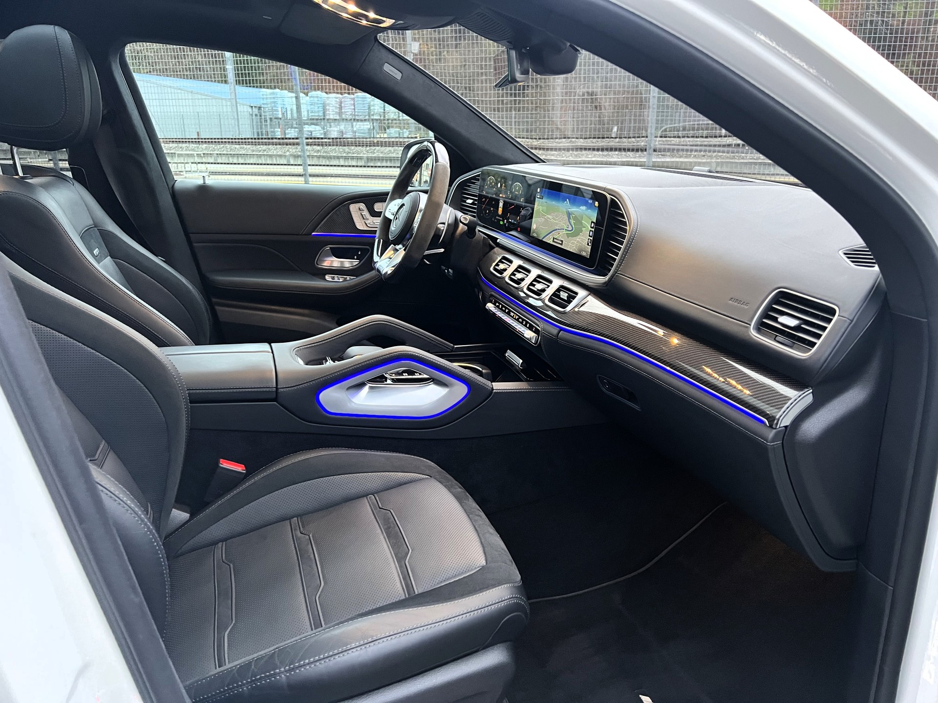 MERCEDES-BENZ GLE Coupé 63 S AMG 4Matic+ Speedshift-image-10