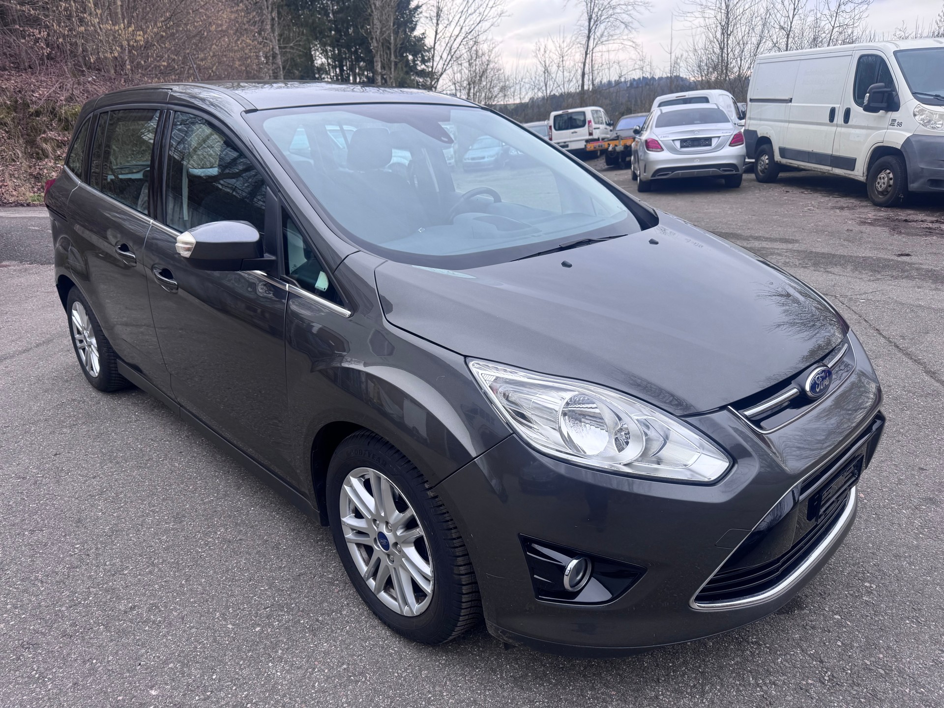 FORD Grand C-Max 1.6 TDCi Carving-image-1