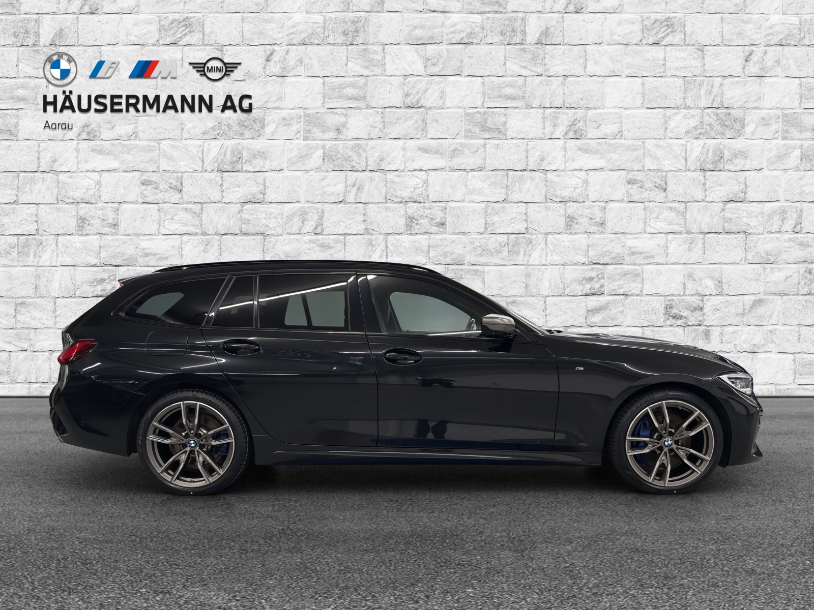 BMW M340i xDrive 48V Touring-image-3