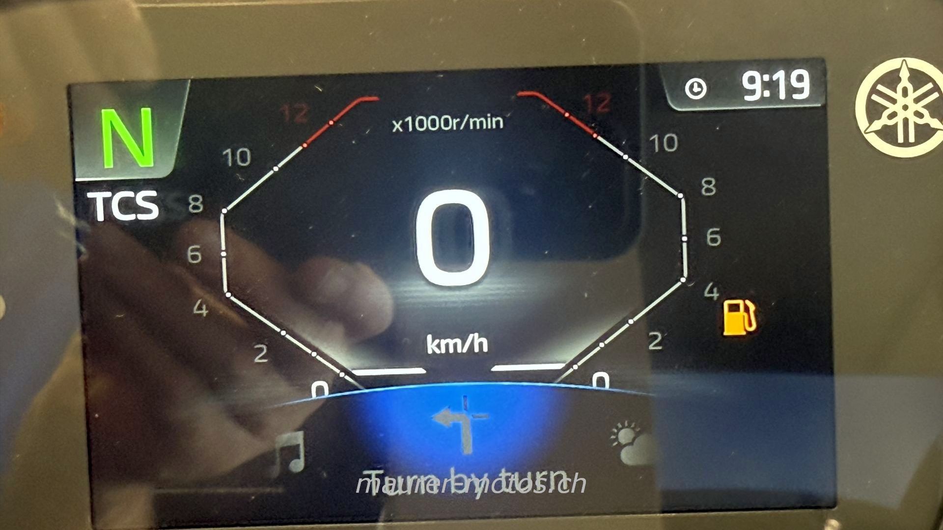 YAMAHA MT 125 2025-image-4